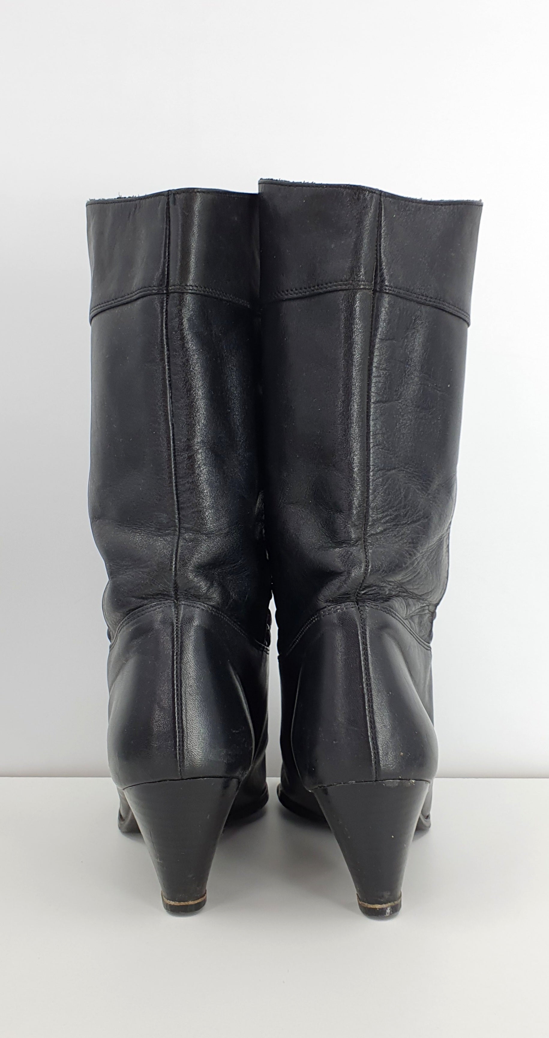 Tuomi-Kenkä, black leather boots from the 80s, size 38