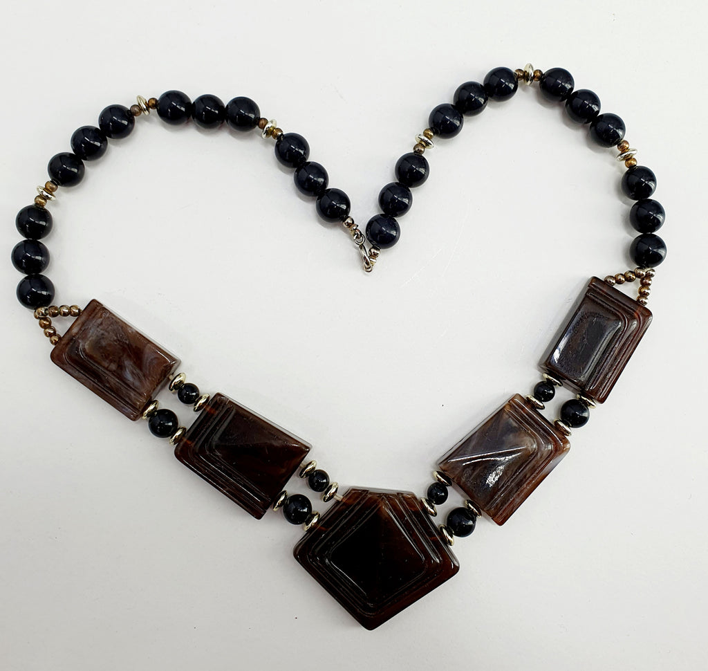 Dark necklace from the 80s, length 55cm