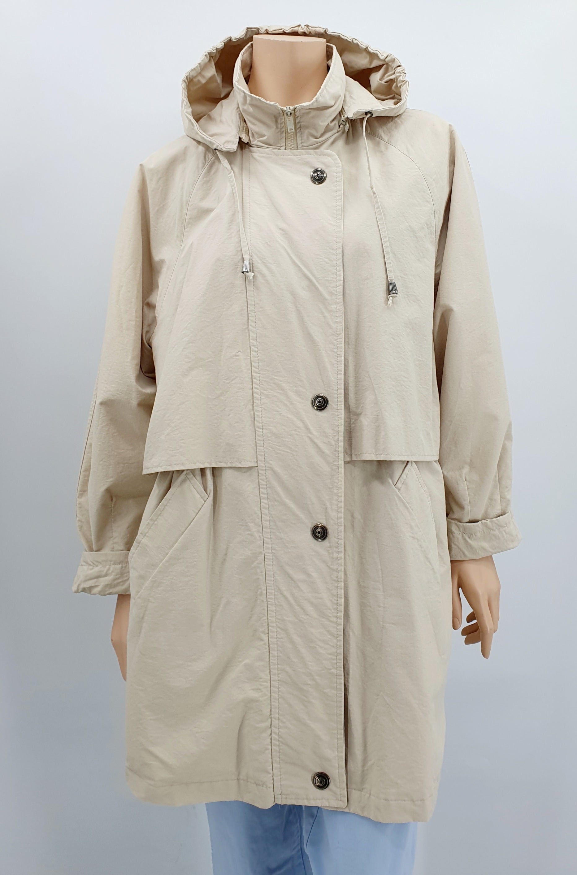 Puolipitkä välikausitakki 90-luvulta, väri vaaleanbeige