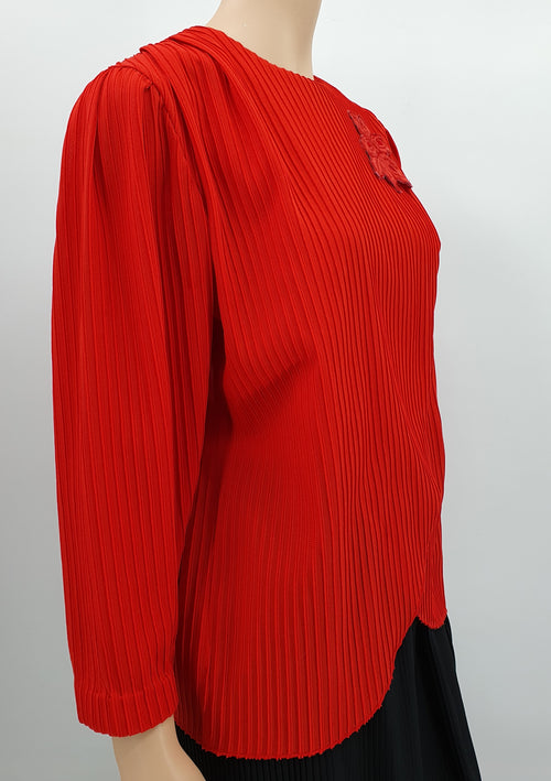 Carolin, red party blouse from the 80s, size 38-40