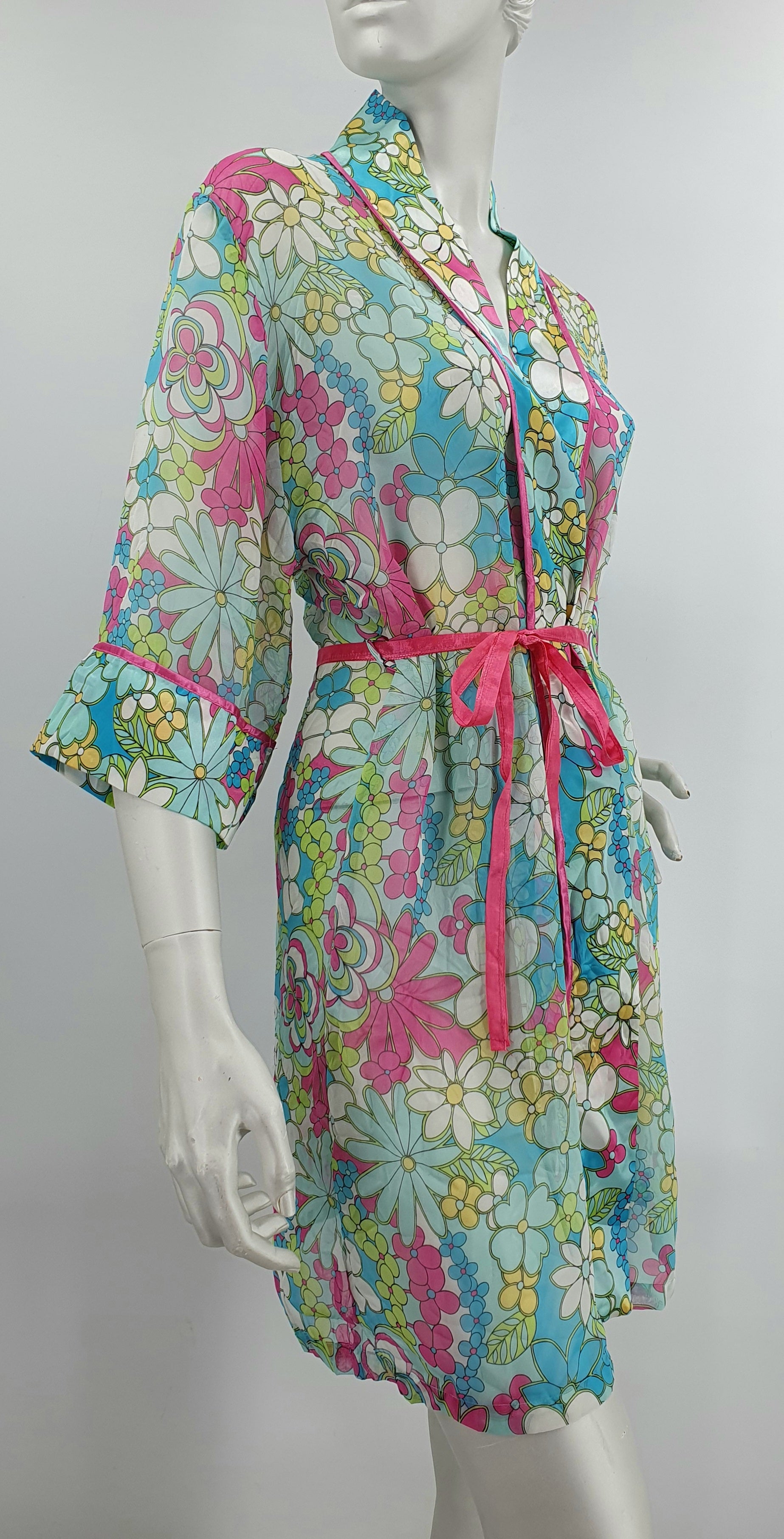 Delicates, colorful floral pattern dressing gown, size 36