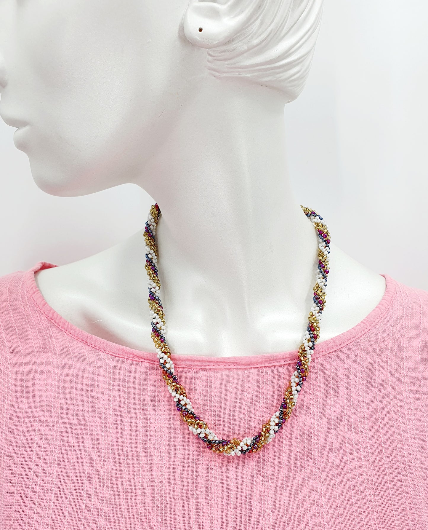 Multicolored pearl necklace, length 45cm