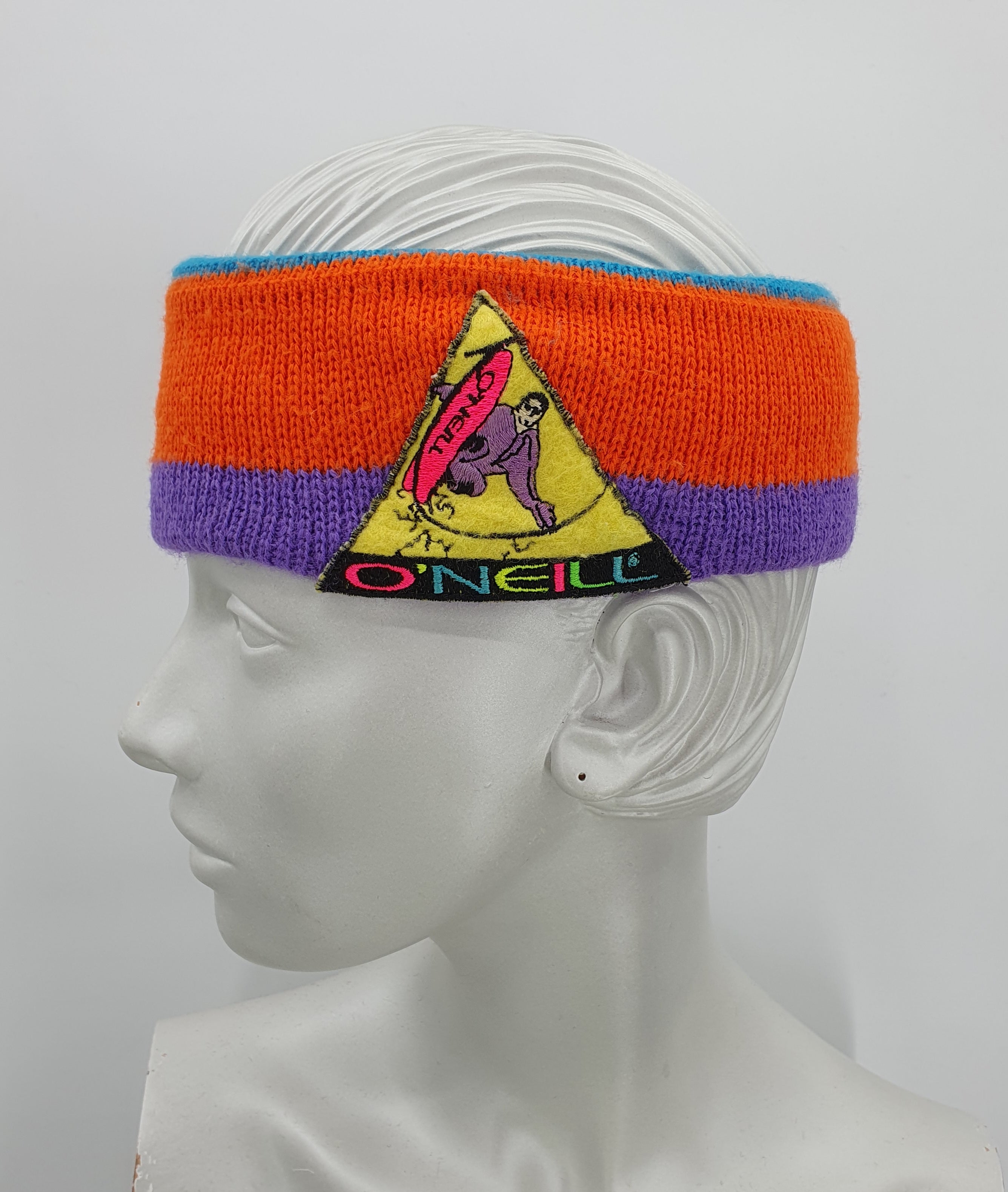 O'Neill, lasketteluaiheinen pääpanta 90-luvulta 