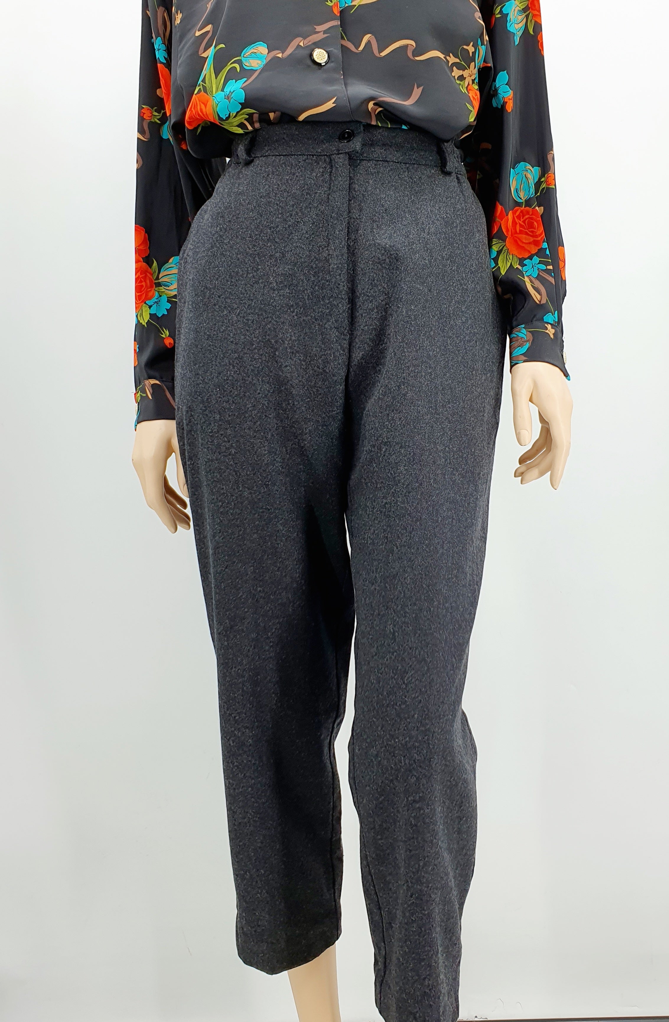 Naisten villasekoitehousut 90-luvulta, väri mustanharmaa