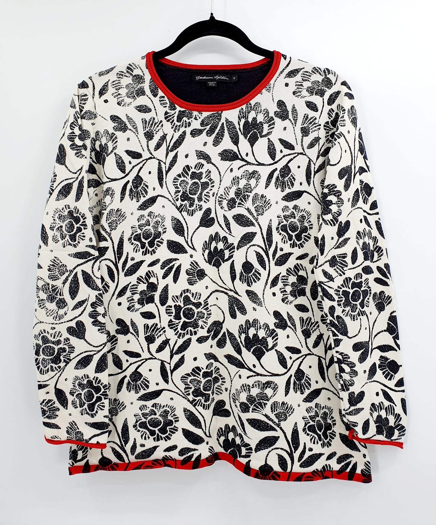 Gudrun Sjöden, black and white cotton sweater, size 36/38 (S)