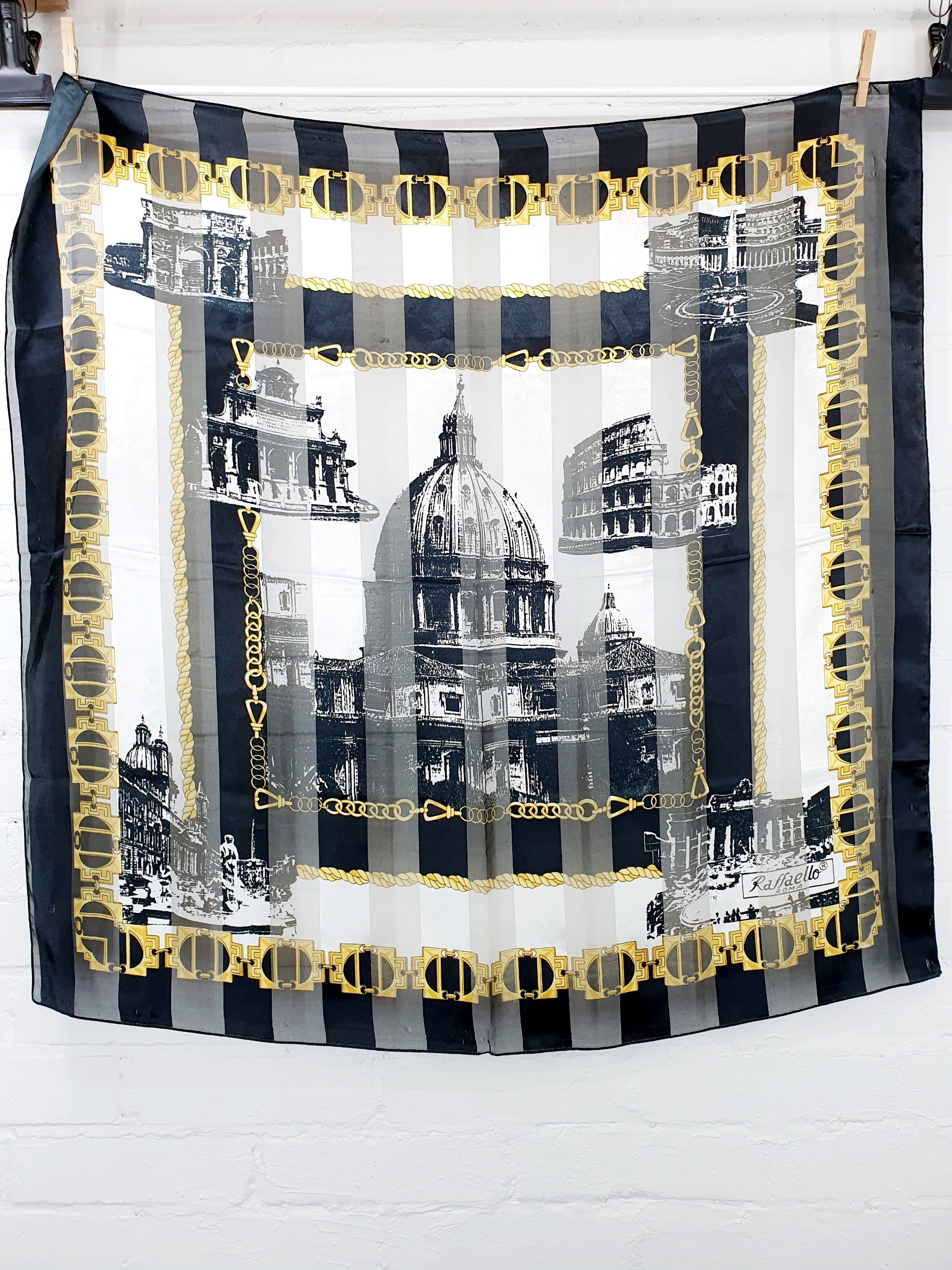 Raffaello, Rooma-aiheinen iso huivi, large italian vintage scarf, huivi avattuna