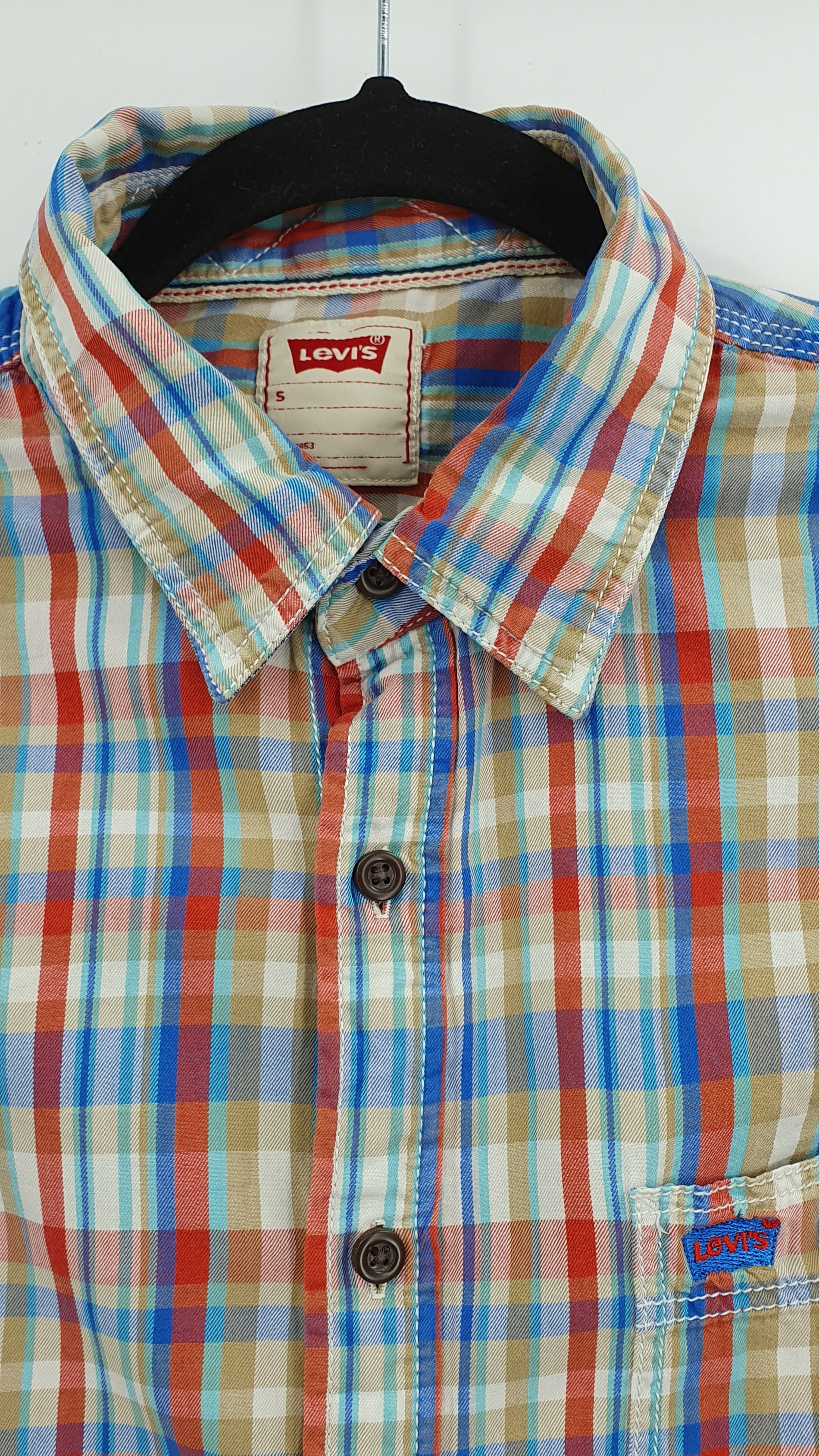 Levi's, checkered cotton shirt, size men's XS/S, women's 36/38