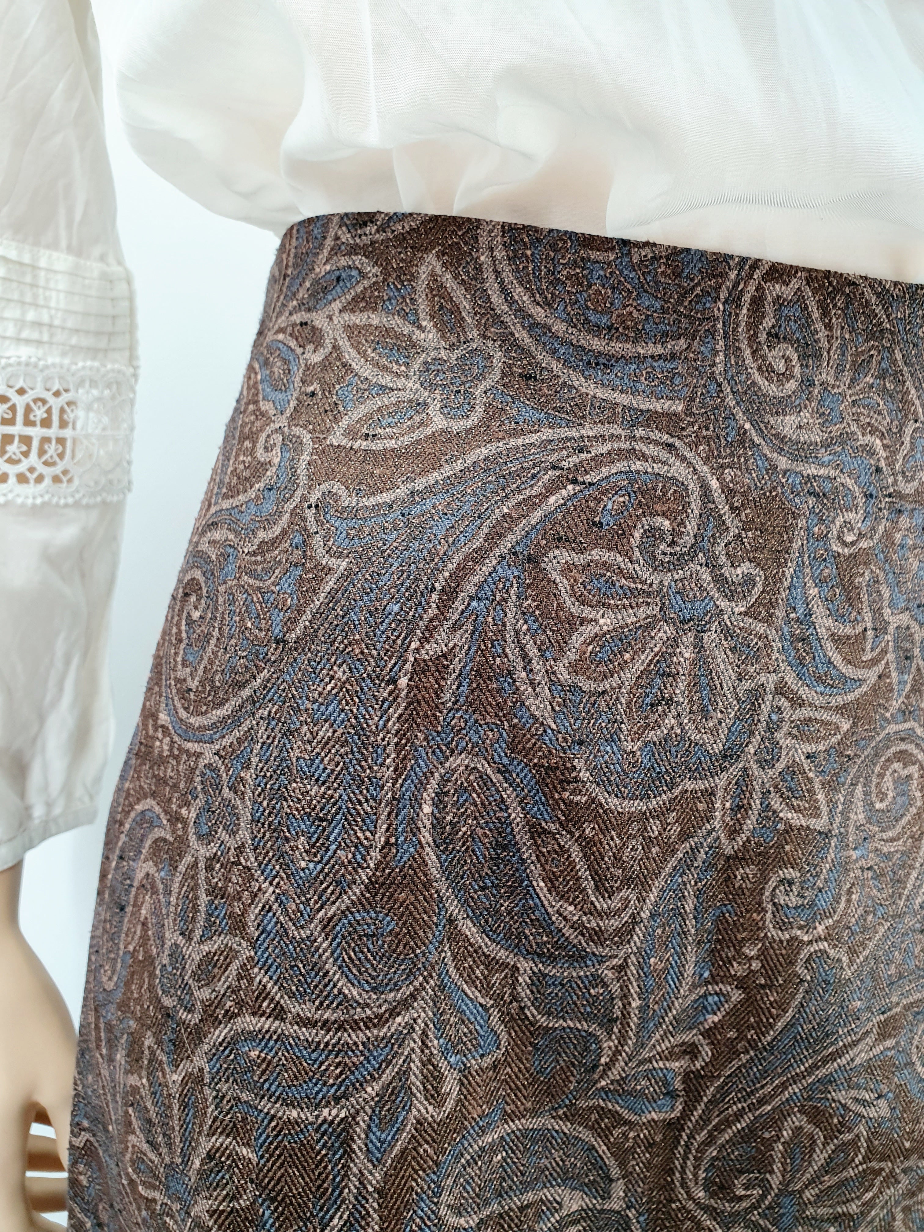 Pierre Cavallo, paisley patterned skirt from the 2000s, waist 84cm, size 42