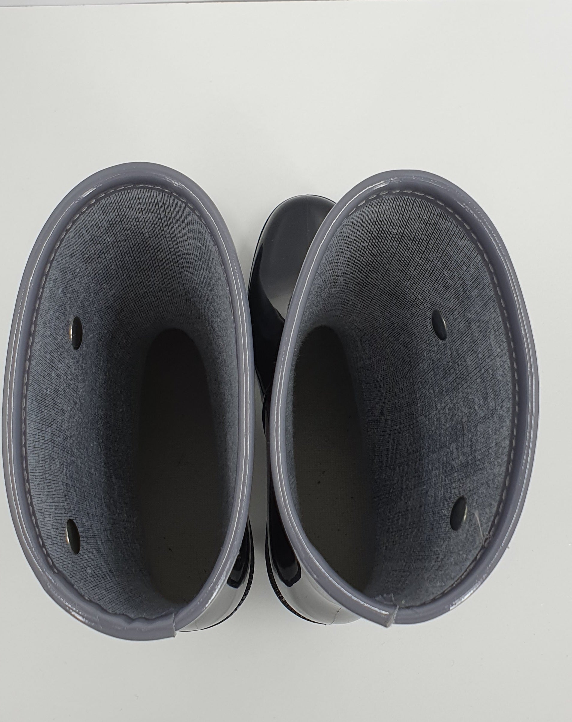 Women's rubber boots with heels, size 37