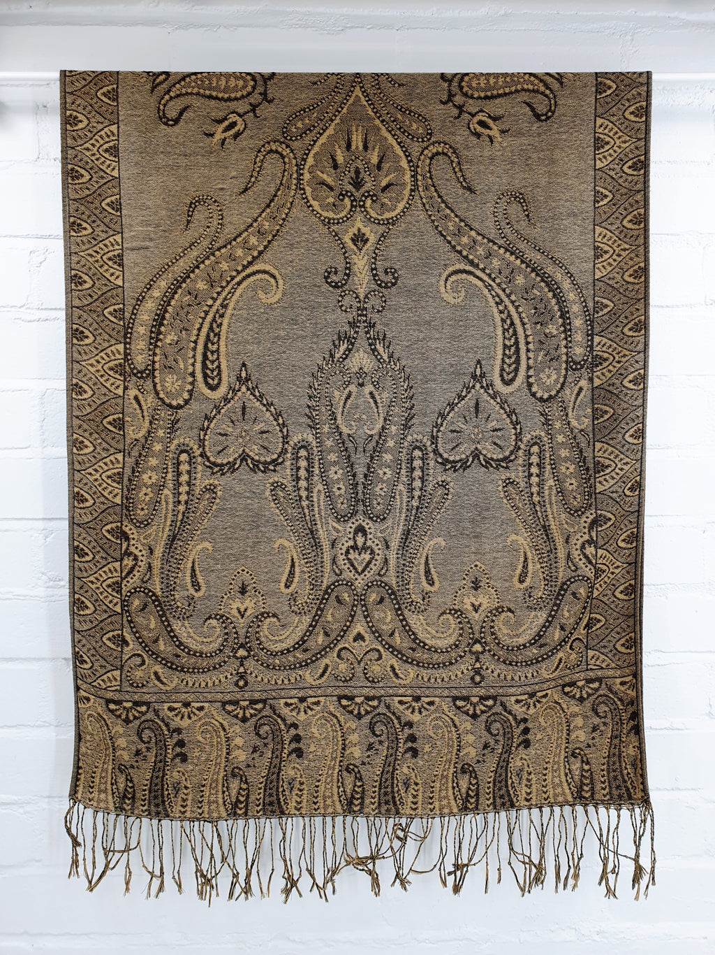 Pashmina-huivi paisleykuviolla, ruskean sävyinen, toinen puoli