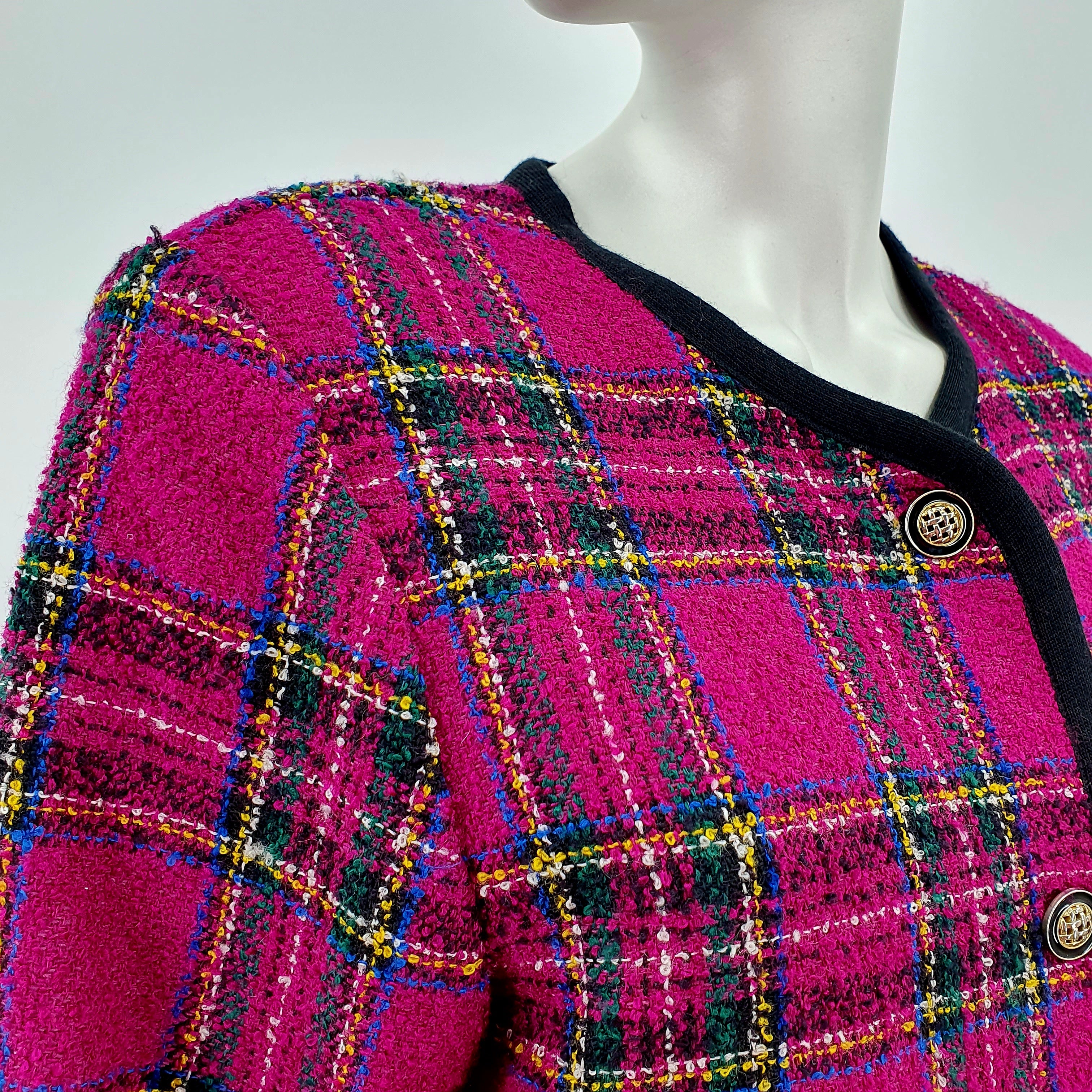 Reetriikka, wool-filled check jacket from the 90s, size 40