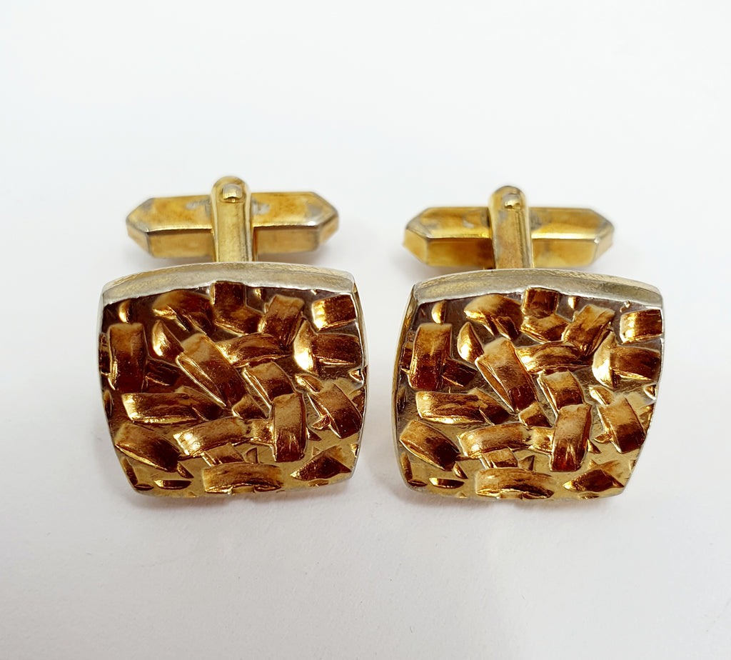 Gold colored cufflinks from the 60s-70s