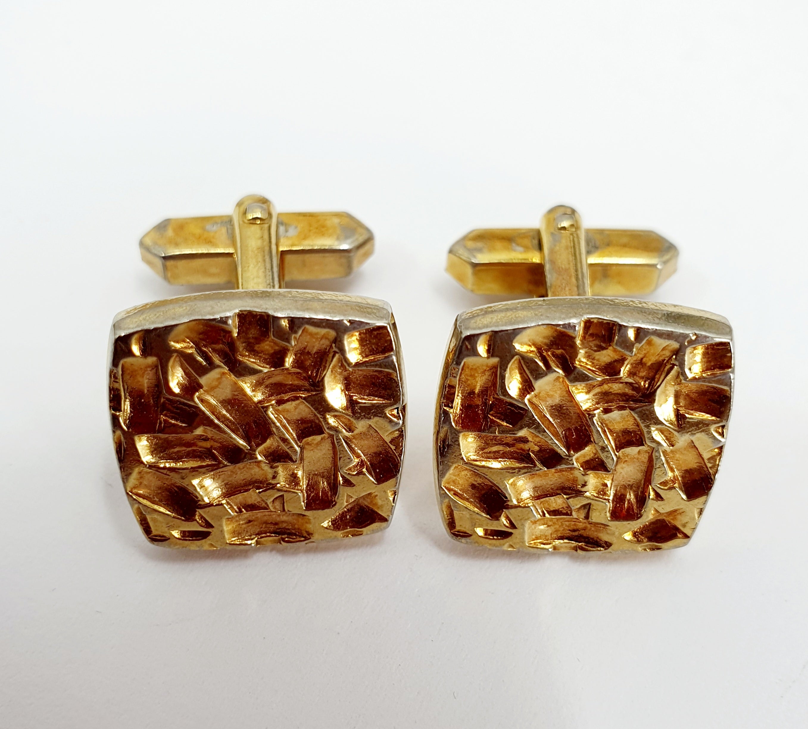 Gold colored cufflinks from the 60s-70s