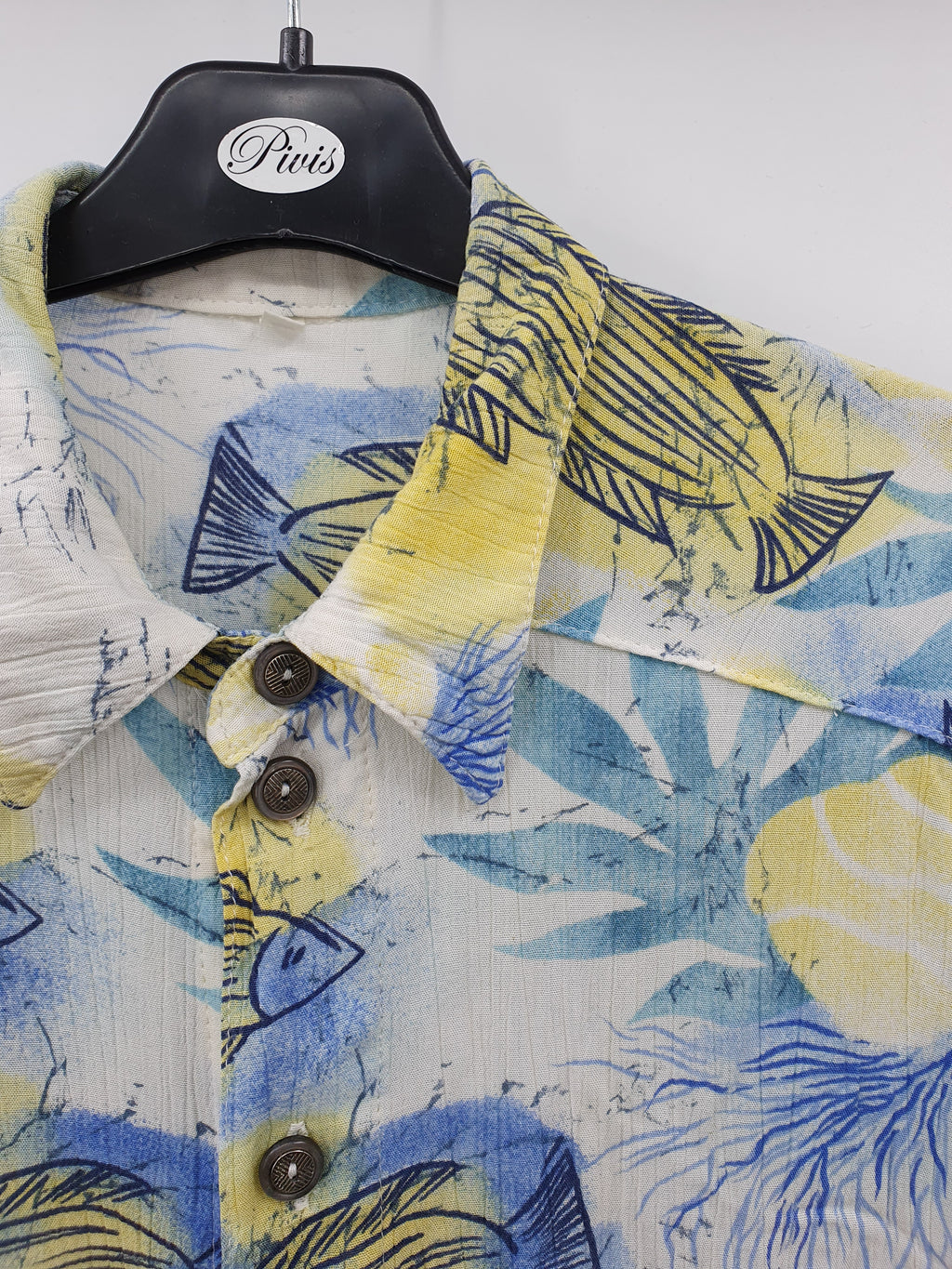 Fish-themed men's summer shirt from the 80s-90s, size ML