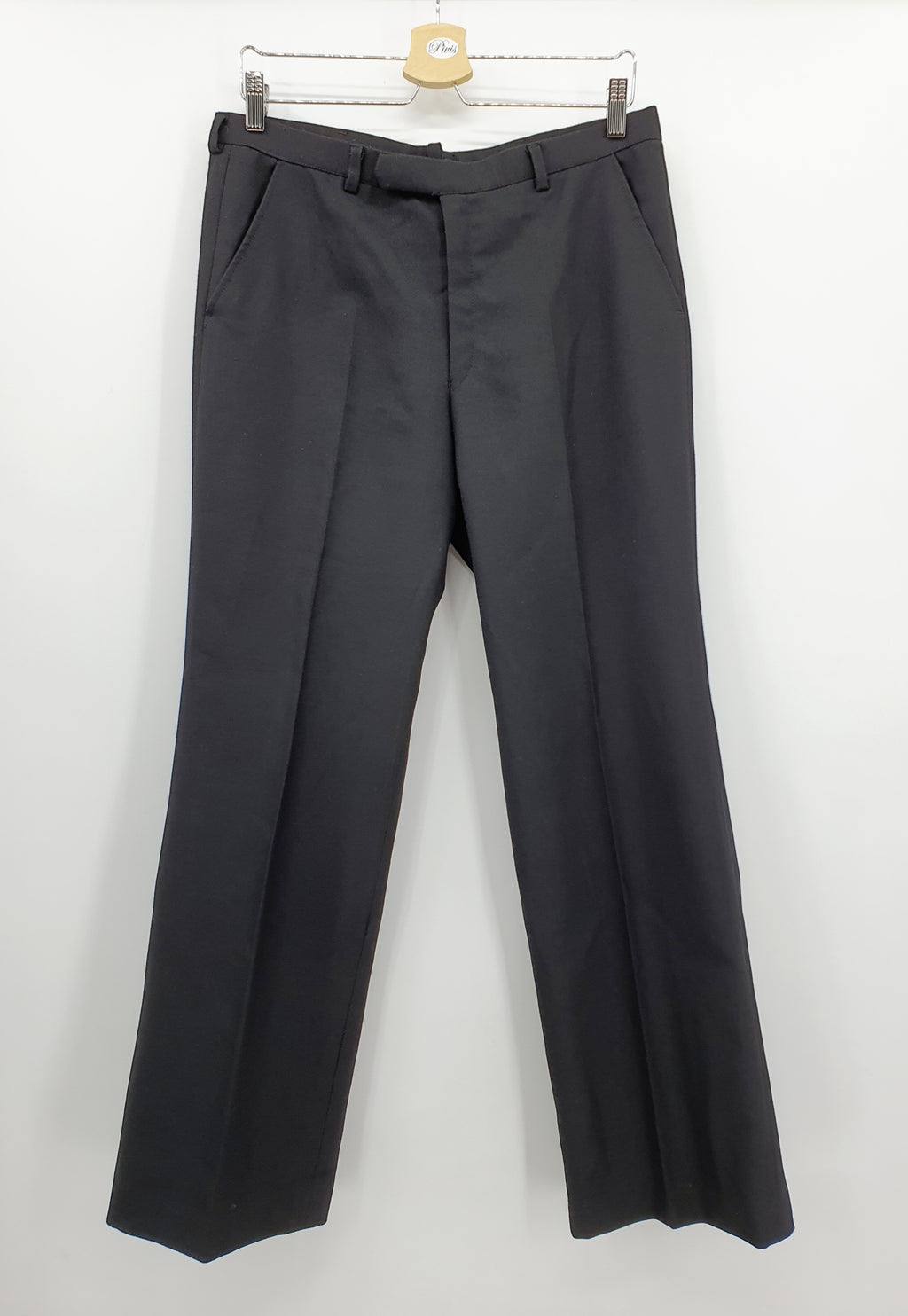 Mustat suorat miesten housut 80-luvulta