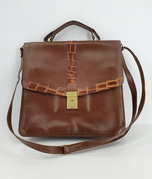 Cognac brown shoulder bag from the 90s