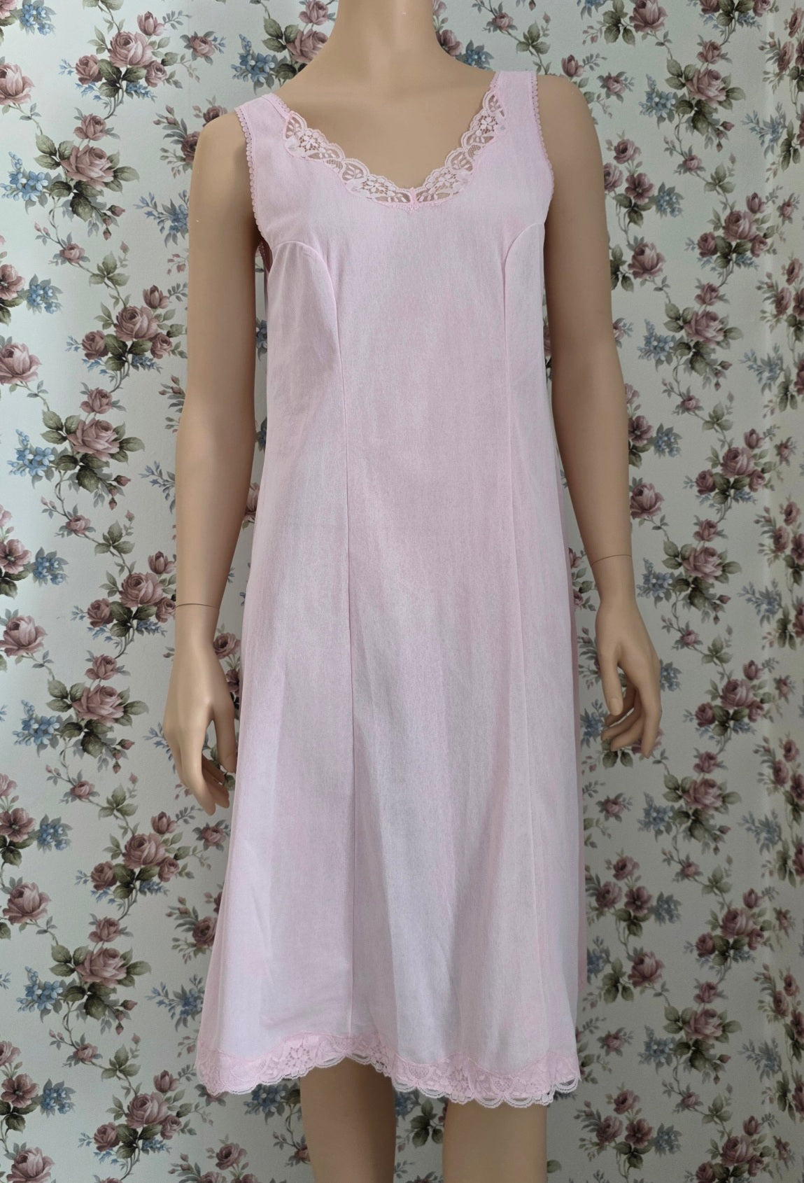 Pink long nightgown from the 70s-80s, size 38-40