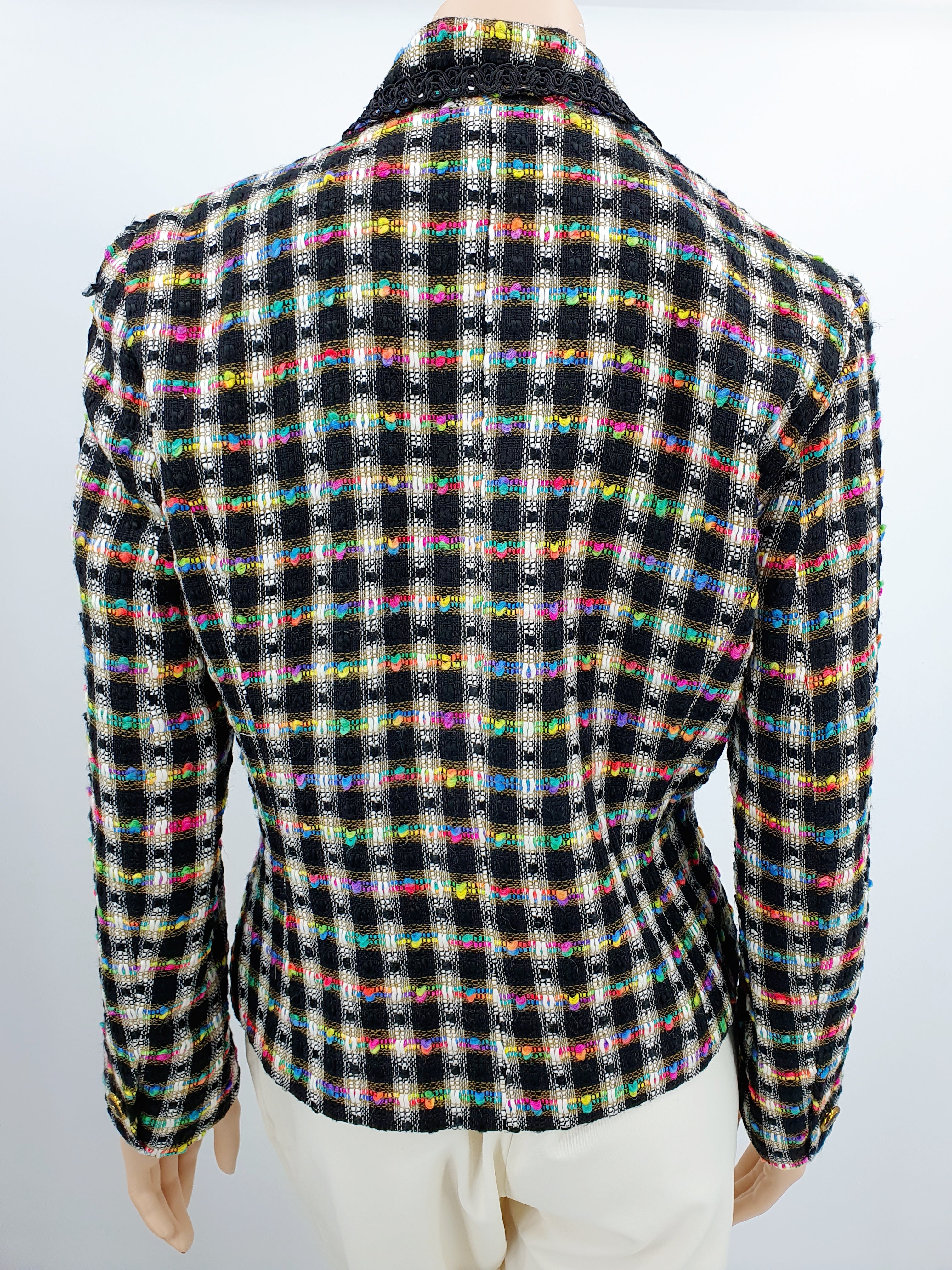 Flor da moda, chanel style jacket from the 90s, size 38-40