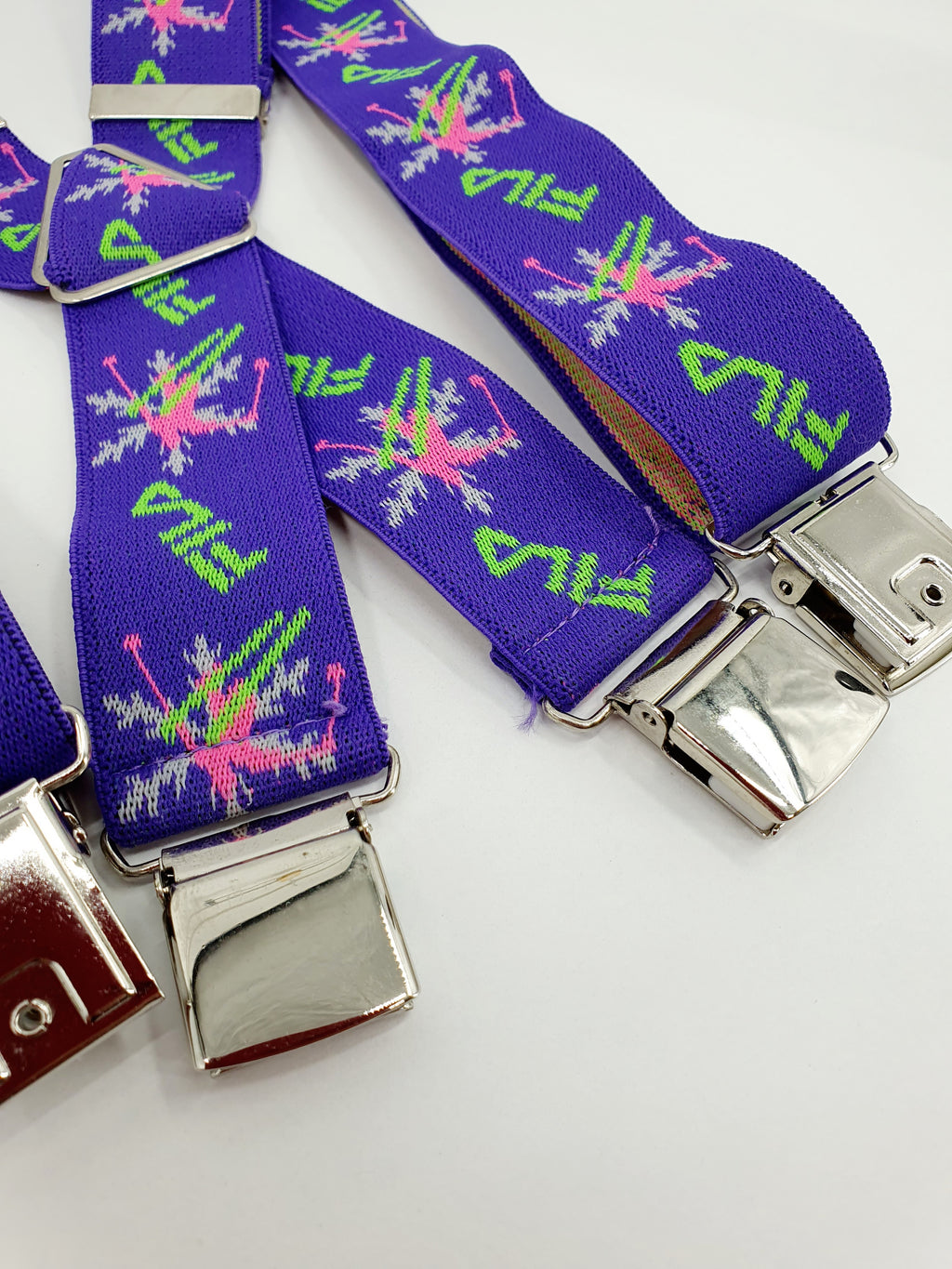 Fila, leveät neonväriset henkselit 90-luvulta, lähikuva