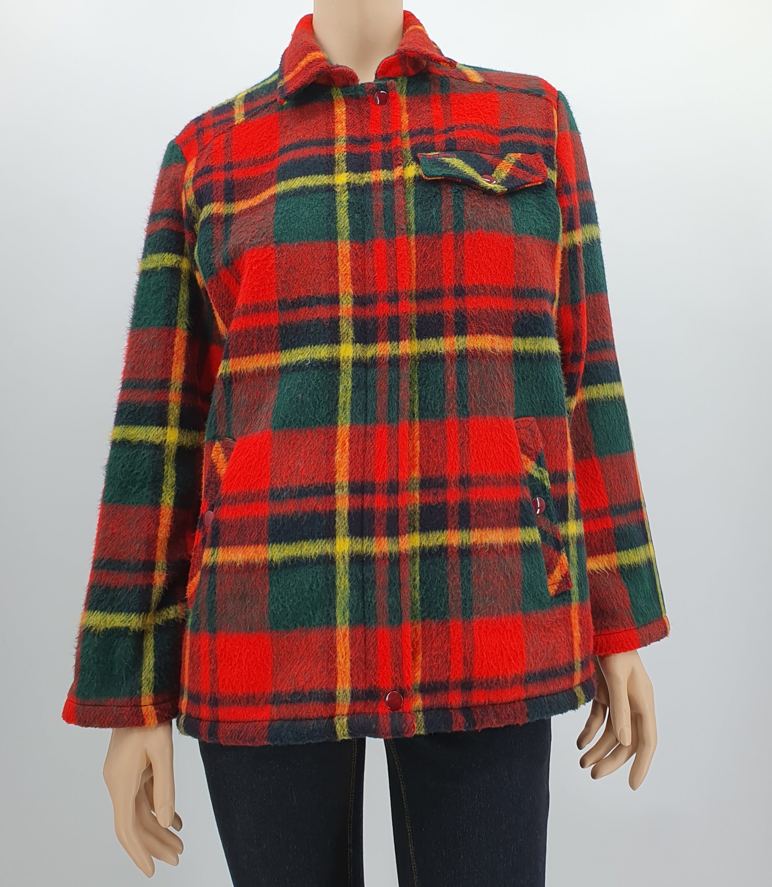 Game, suomalainen 80-luvun talvitakki teddyvuorella 