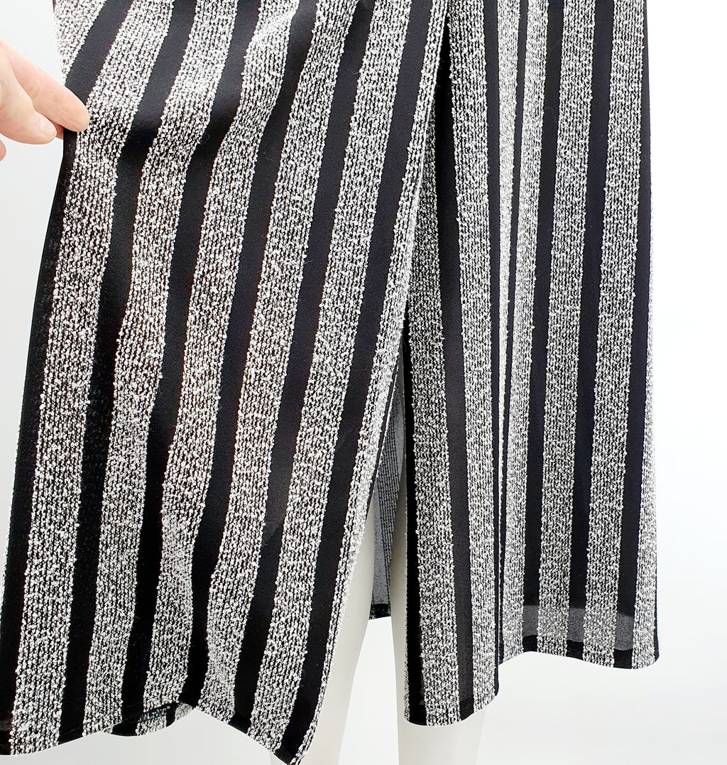 Black-gray midi skirt from the 90s, size 38