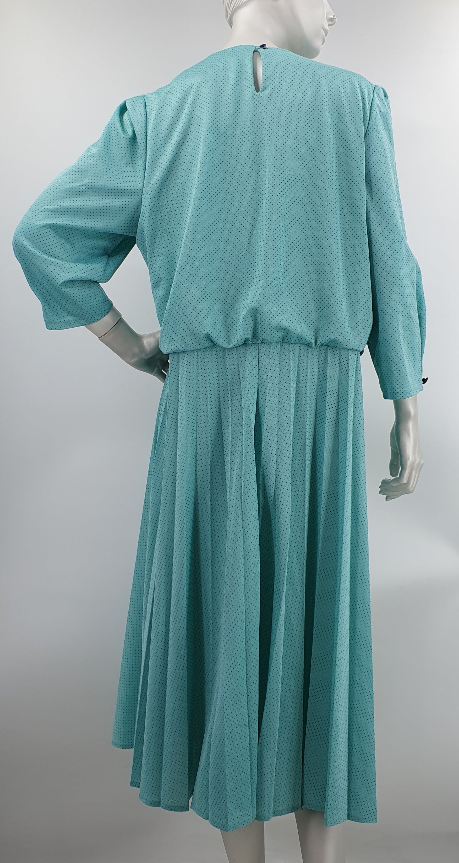 Eurofashion, English vintage dress, from the 80s, size 40-42-(44)
