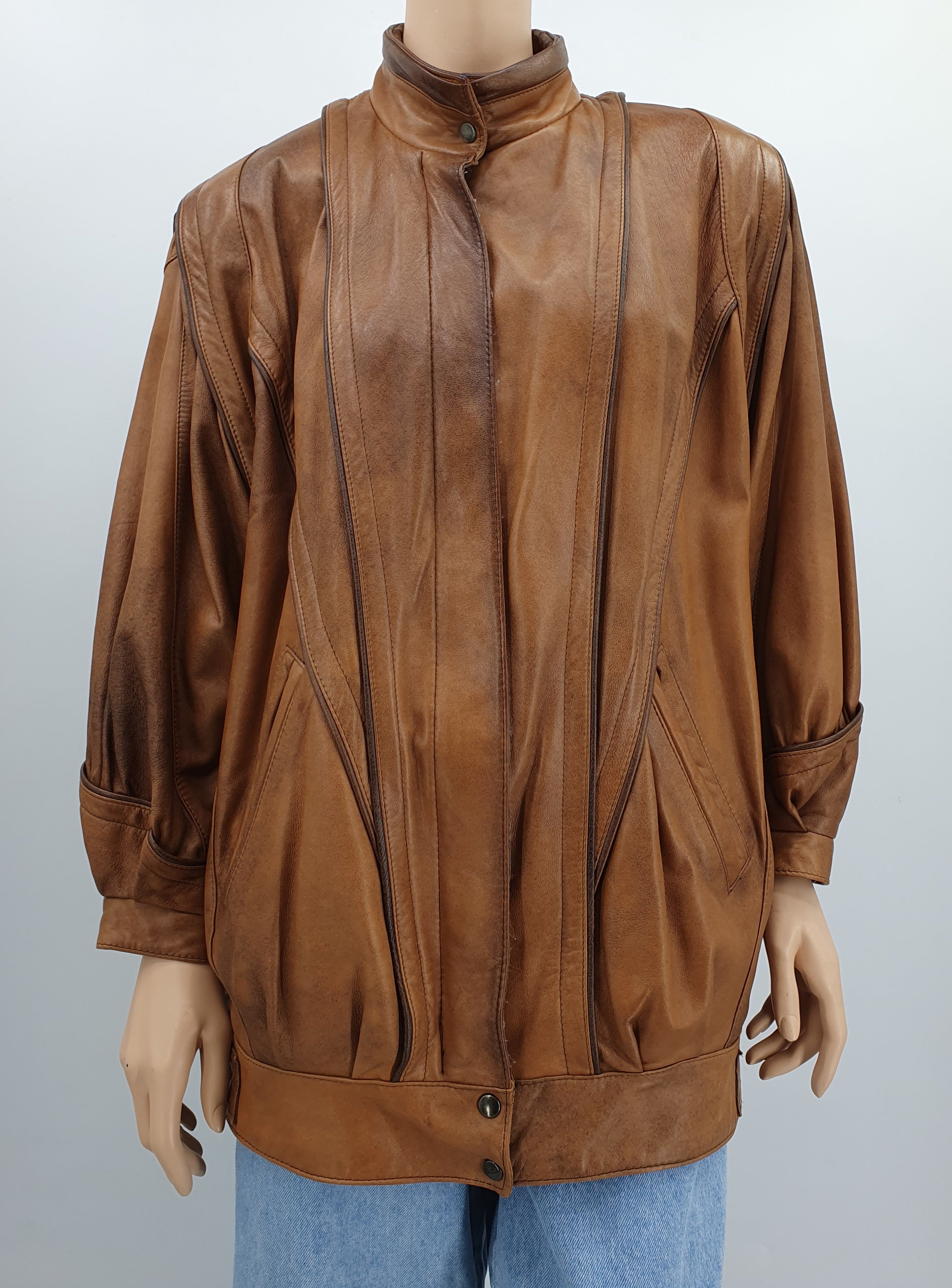 Ruskea vintage nahkatakki 80-luvulta