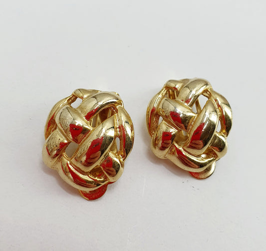 Clip earrings, gold-colored lattice