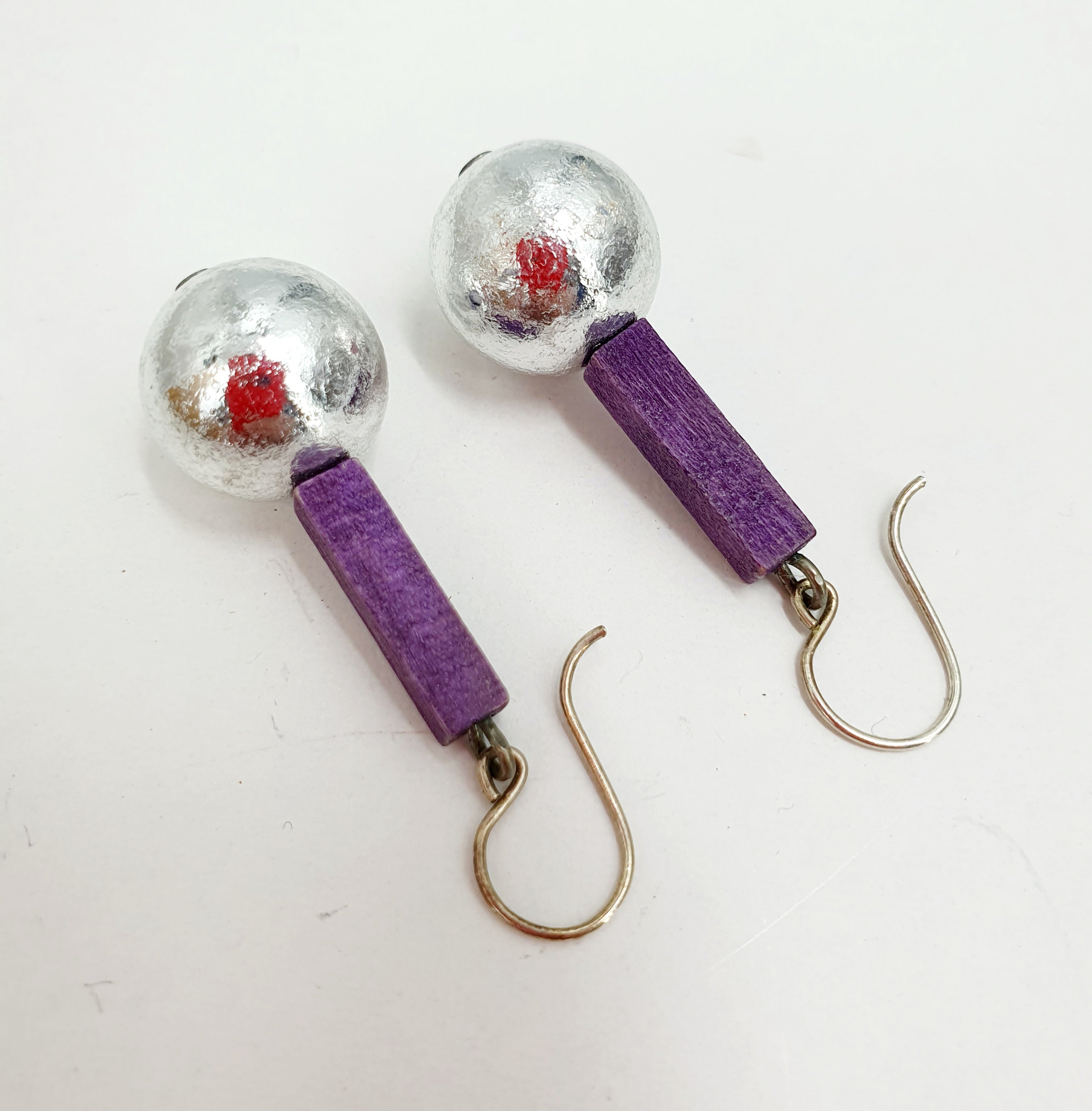 Aarikka, vintage earrings from the 90s, purple
