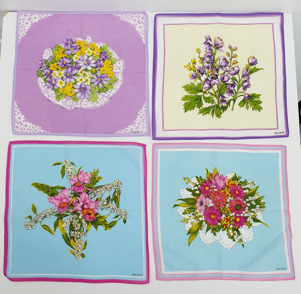 Pienet kangaliinat, keräilyliinat 80-luvulta, 4kpl, pastellinväriset kukkakuviot