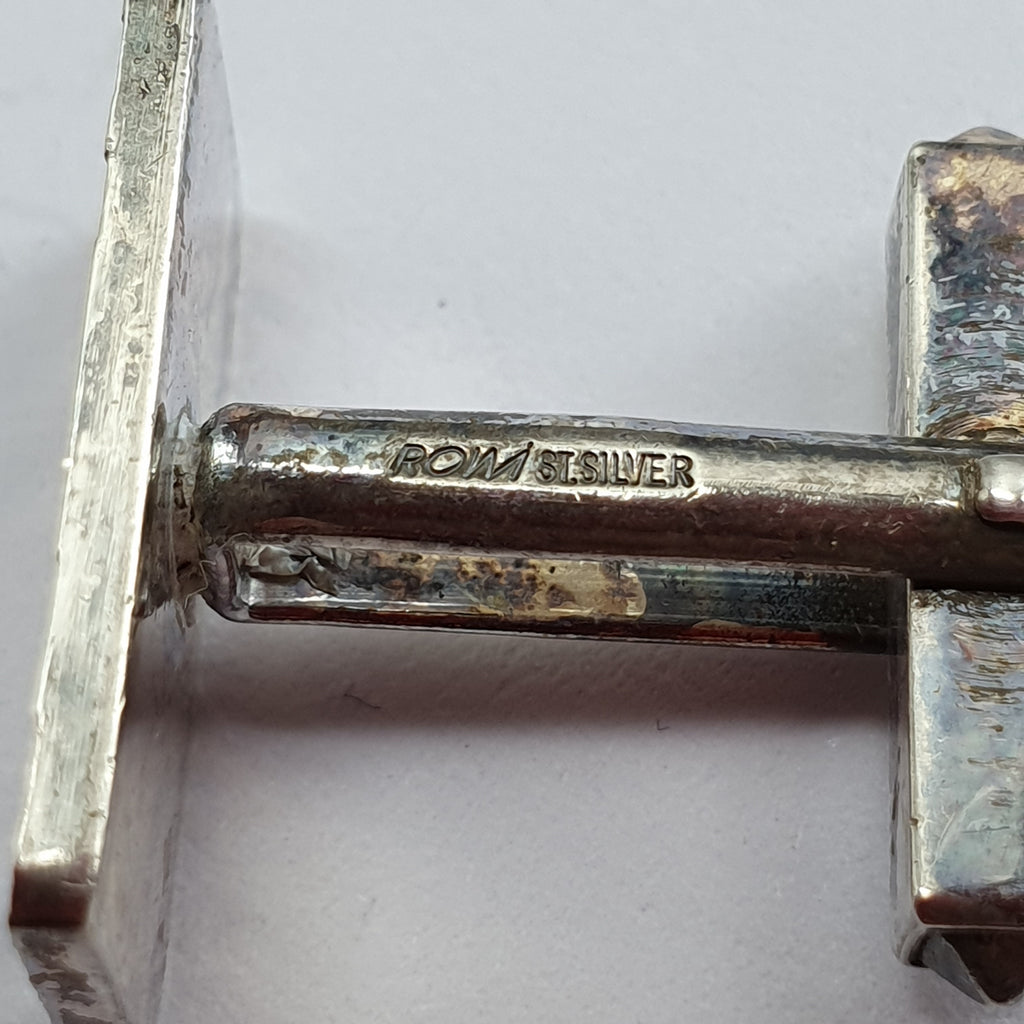 Vintage kalvosinnapit raitakuviolla, Sterling hopeaa
