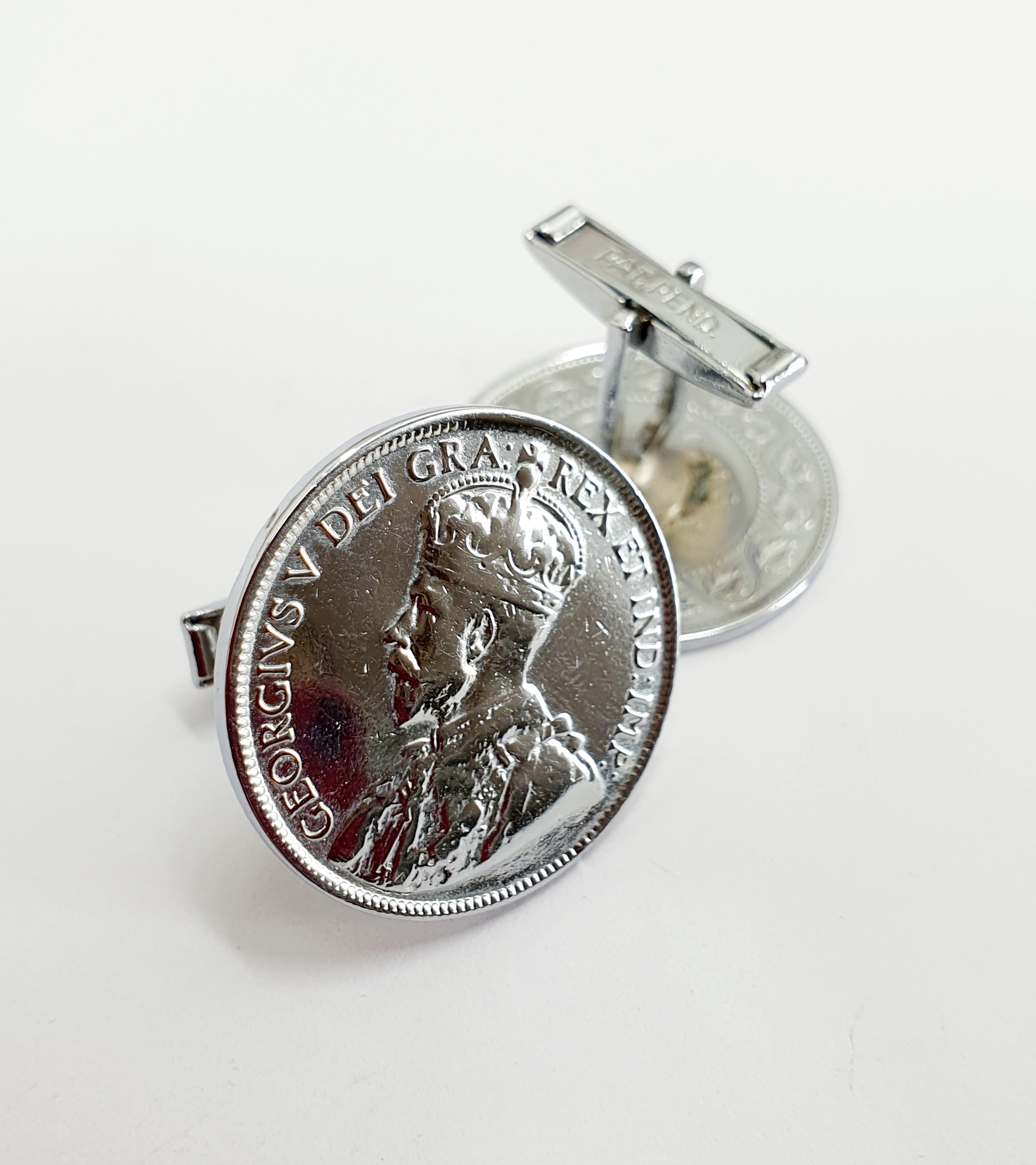 Cufflinks, image of the king