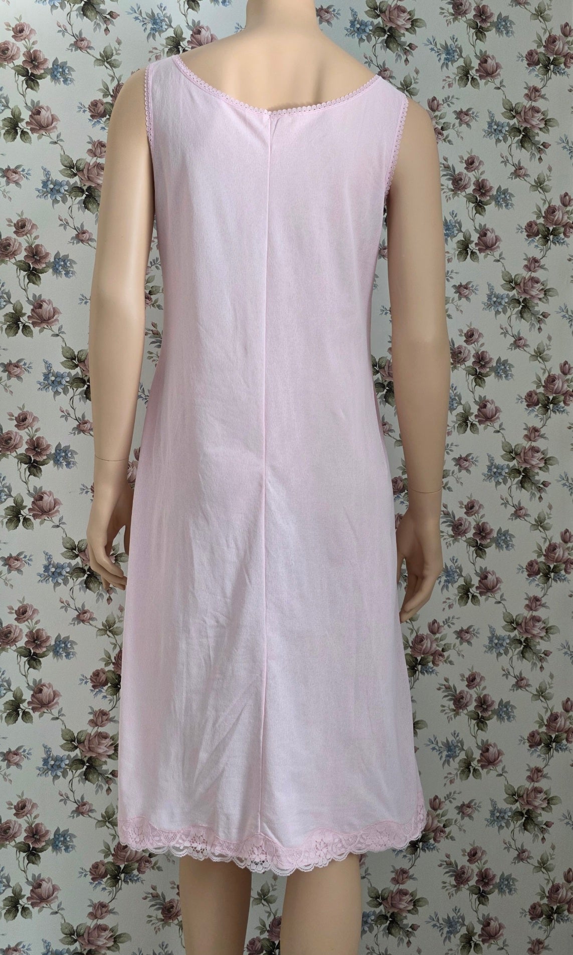 Pink long nightgown from the 70s-80s, size 38-40