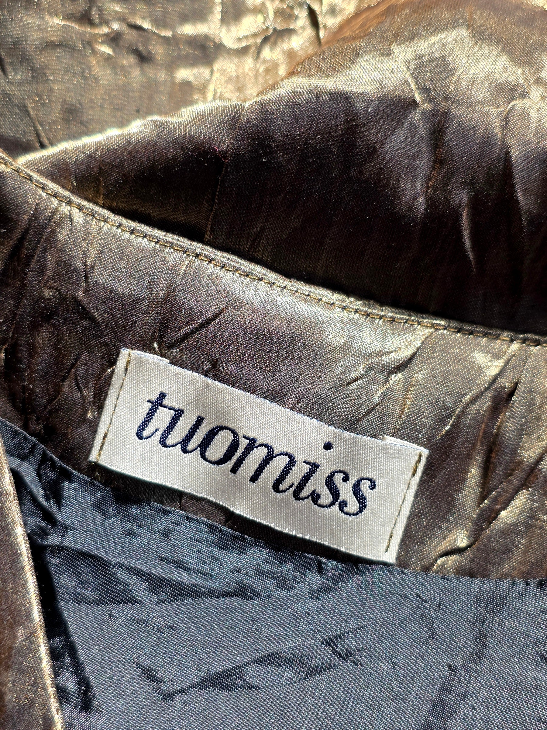 Tuomiss, metallic short jacket, size 38
