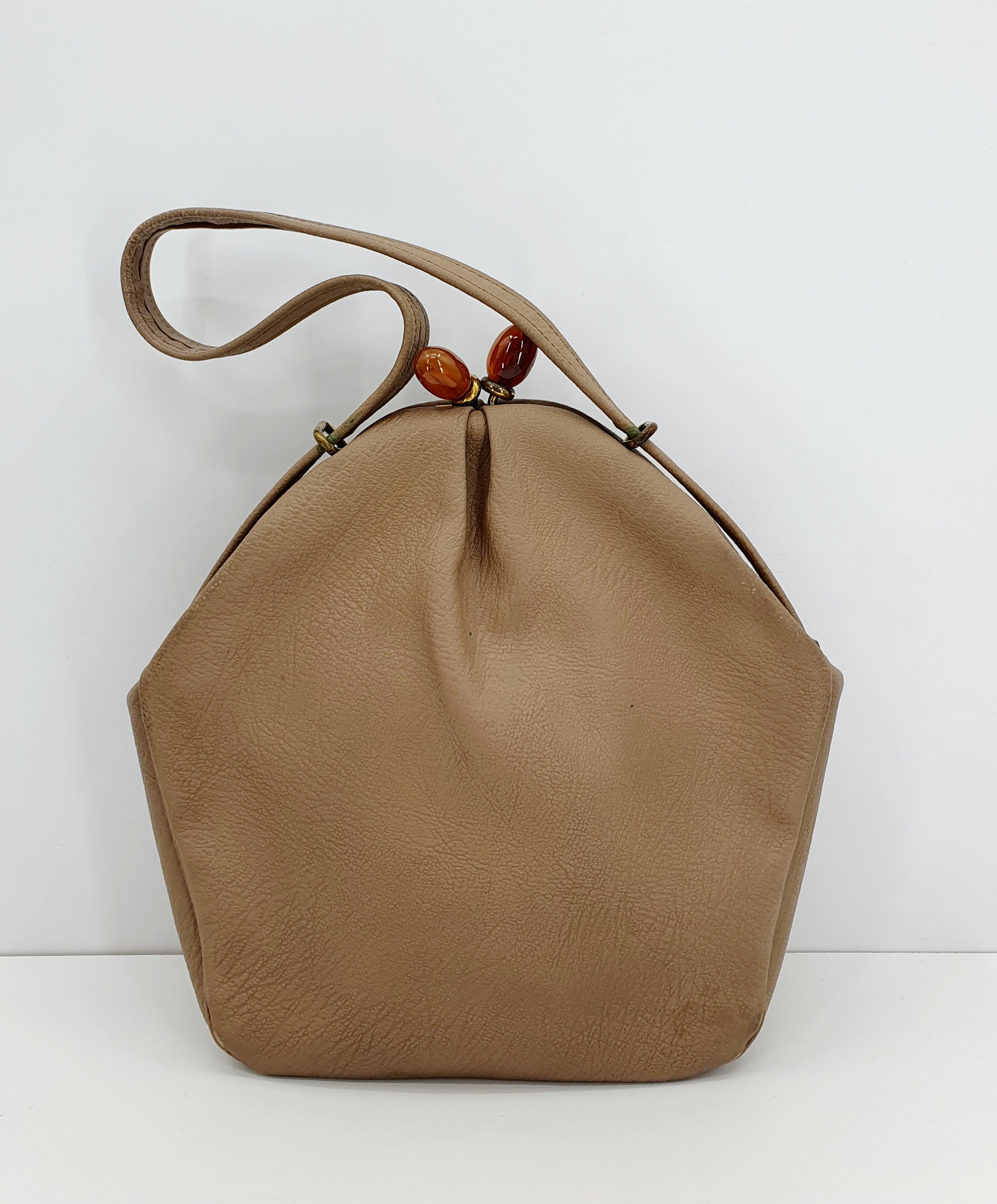 Brown handbag from the 1940s-50s, faux leather