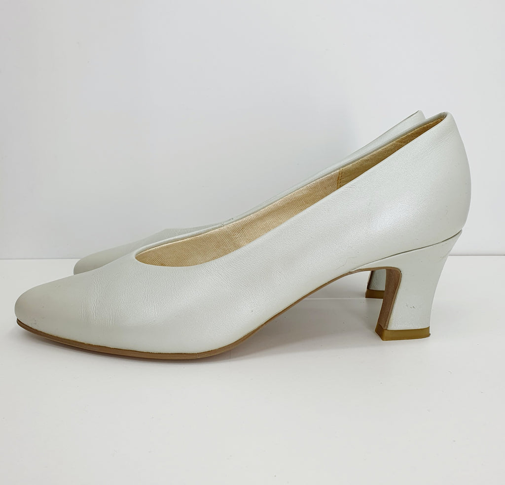 Gino Ventori, vaaleat juhlakengät / hääkengät, naisten korkokengät