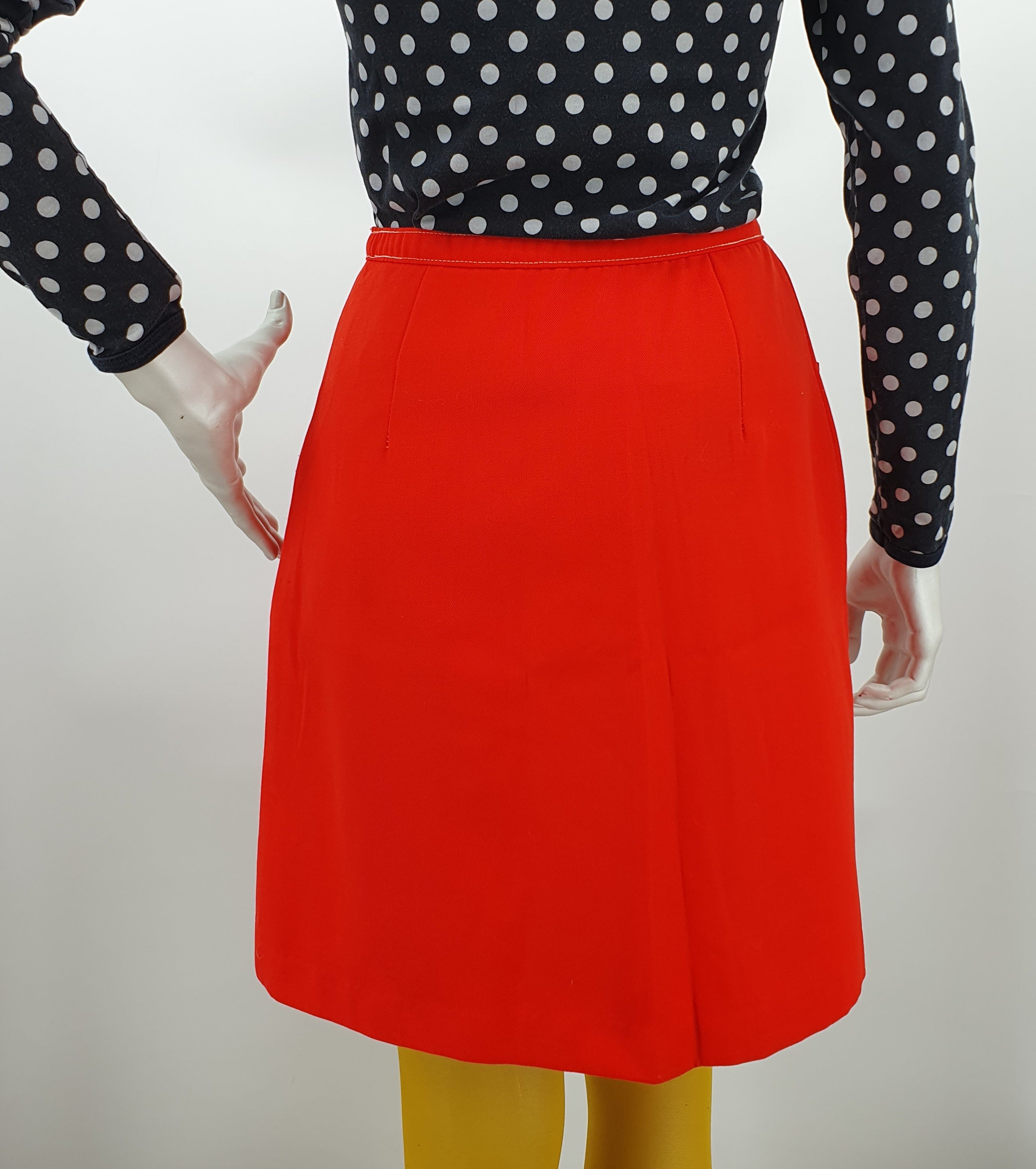 Texlene, red short skirt from the 70s, waist 64cm, size 34