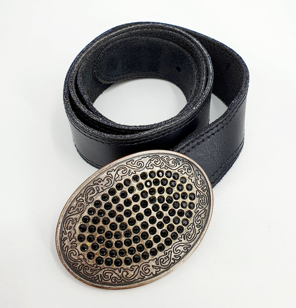 Black leather belt from the 2000s | Hip belt with a large buckle