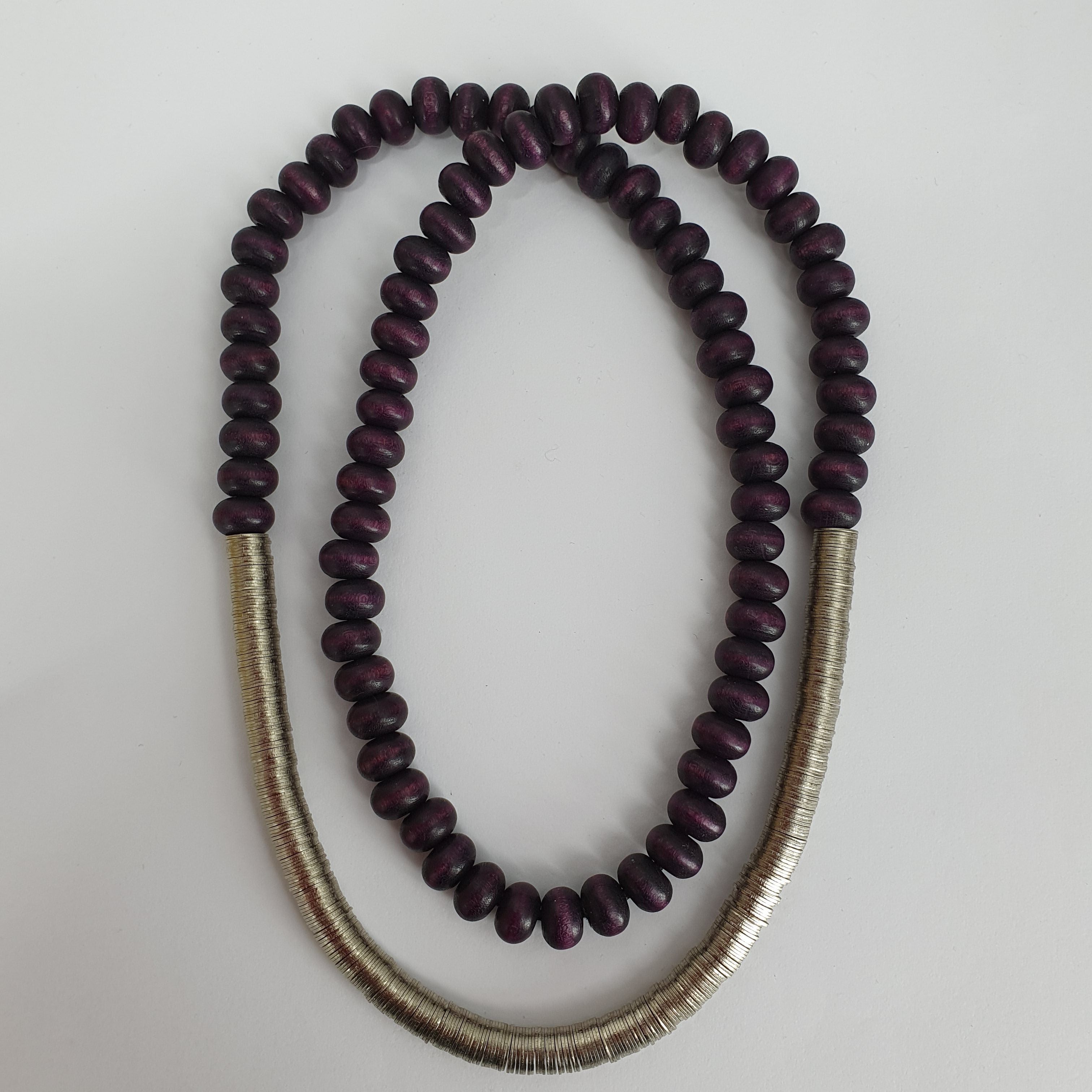 Aarikka, plum-colored necklace from the 80s-90s, length 70cm