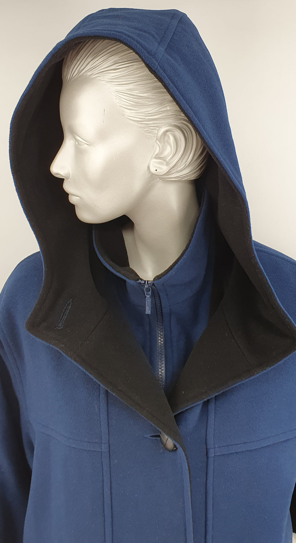Noora, dark blue, hooded woolen jacket from the 90s, size 40-42
