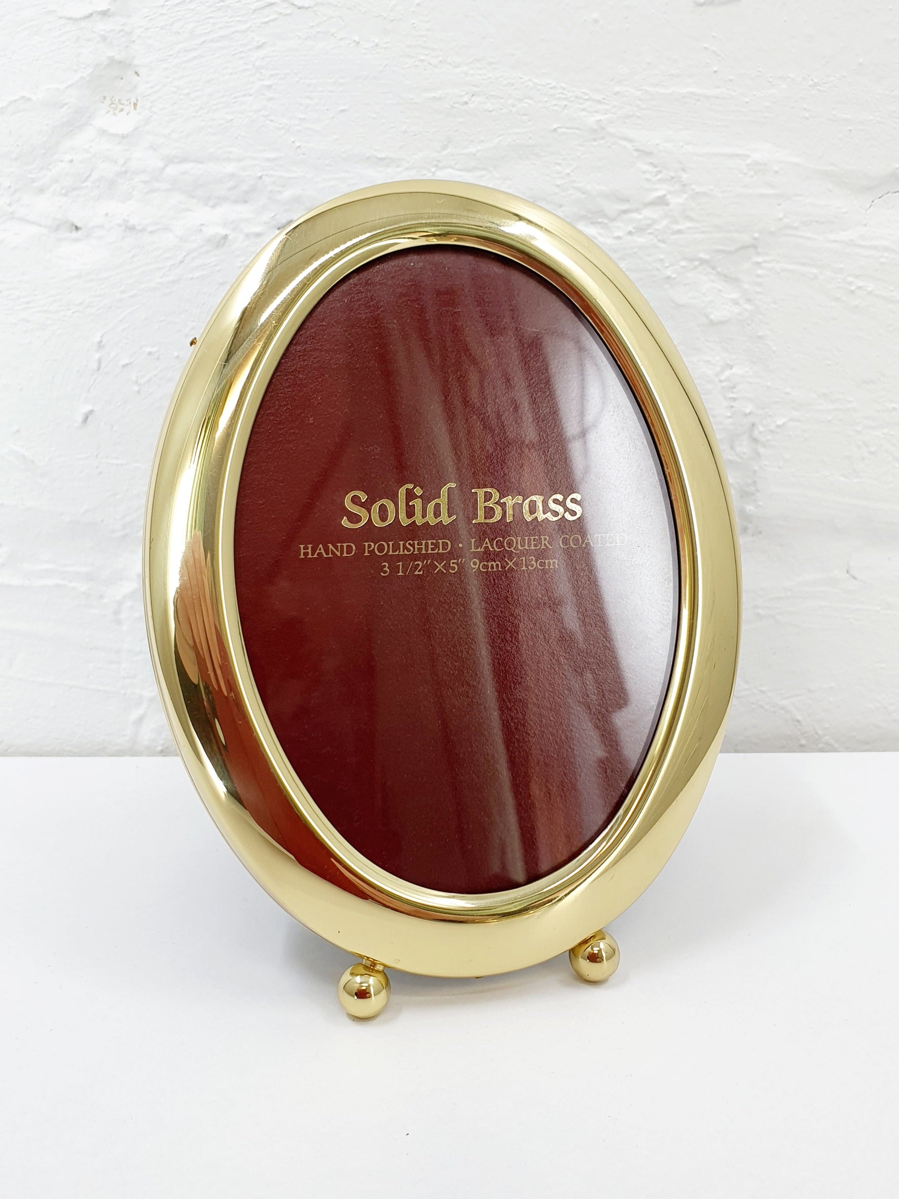 Solid Brass, soikean muotoinen kiillotettu messinkikehys 1980-90-luvulta