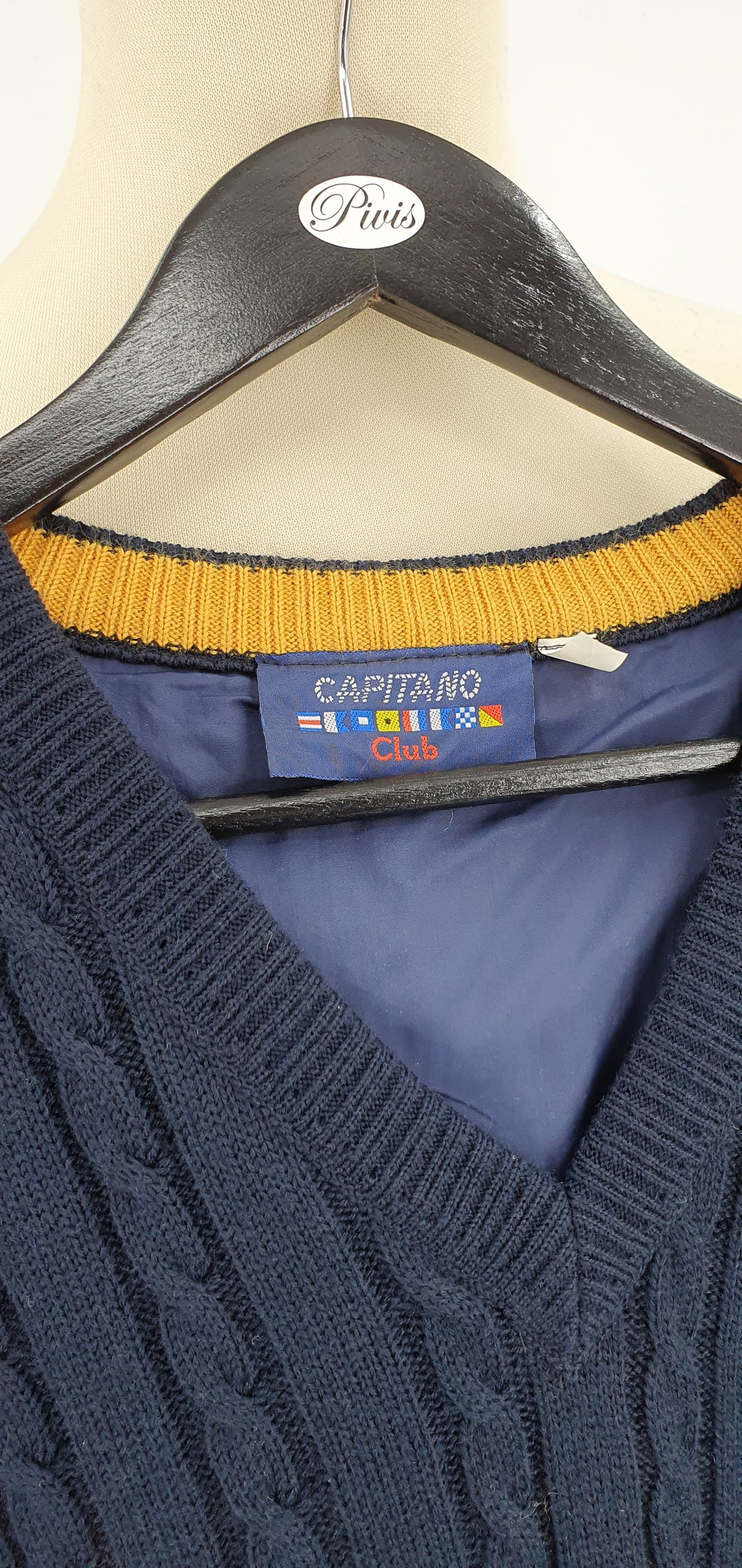 Capitano Club, miesten neuleliivi vuorella, 90-luvulta, koko M