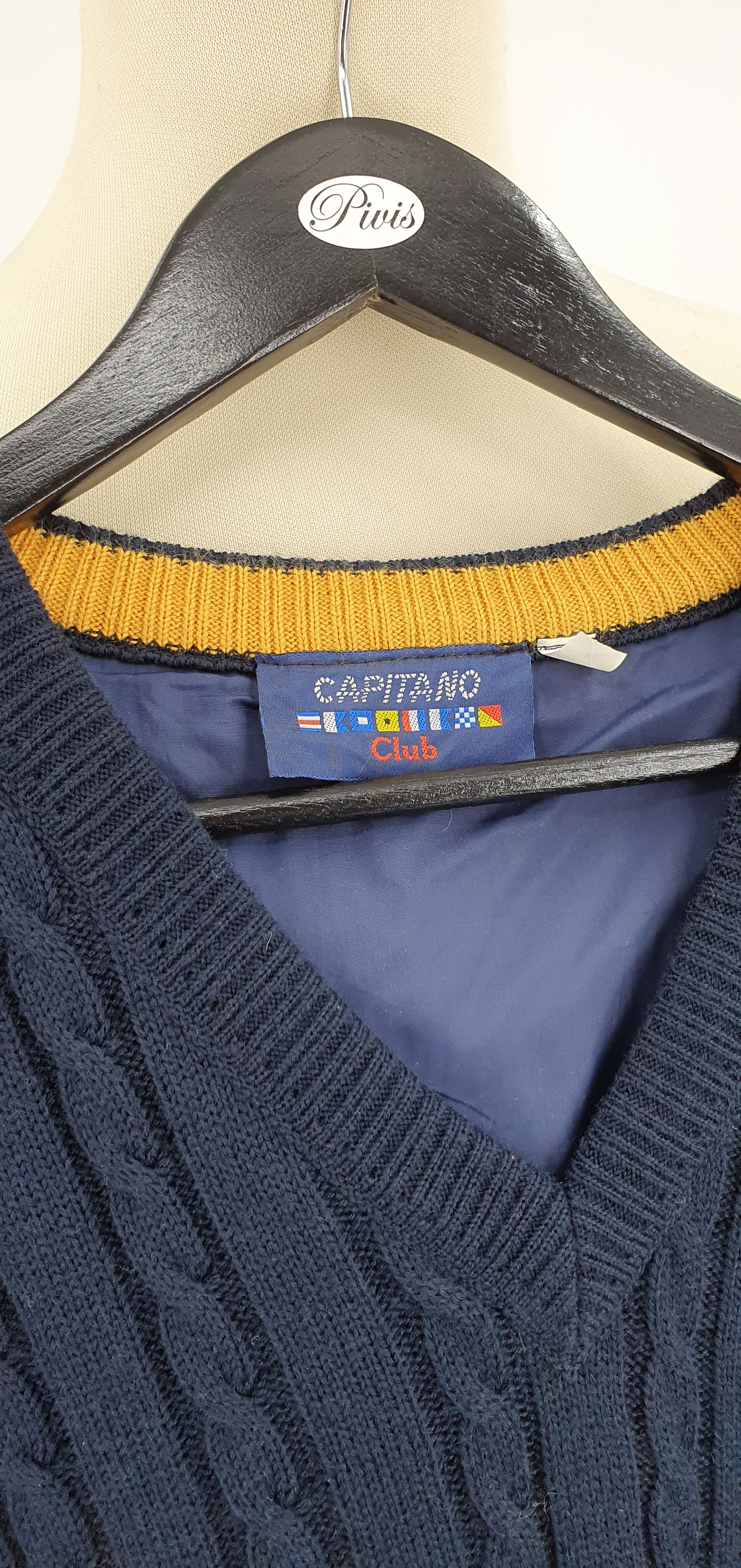 Capitano Club, miesten neuleliivi vuorella, 90-luvulta, koko M