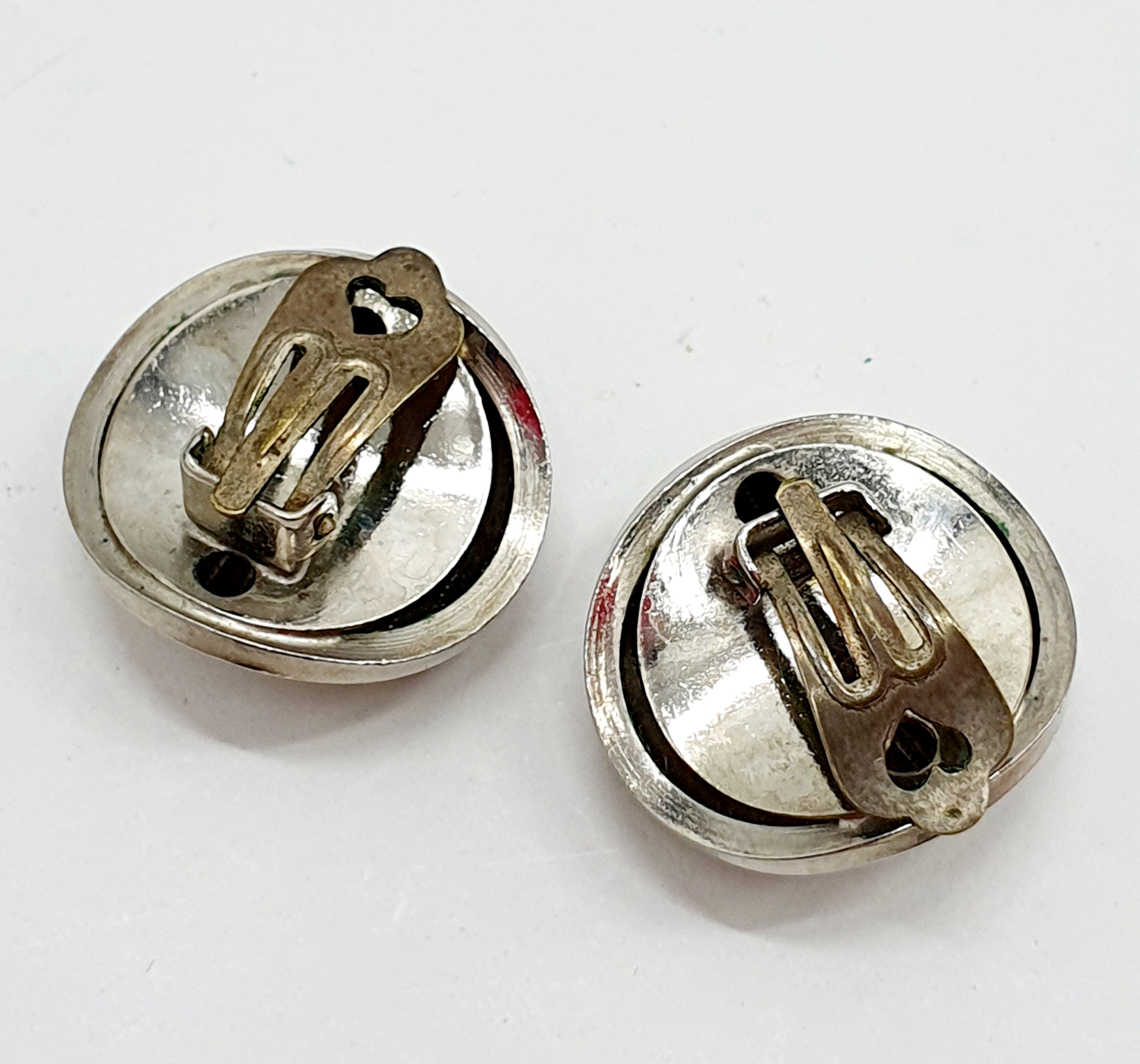 Clip earrings, 80s-90s, striped pattern