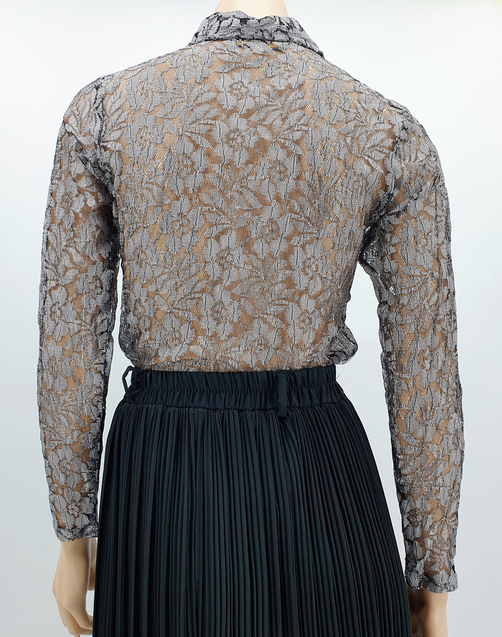 Mona Wear, silver-gray lace shirt, 80s-90s, size 36