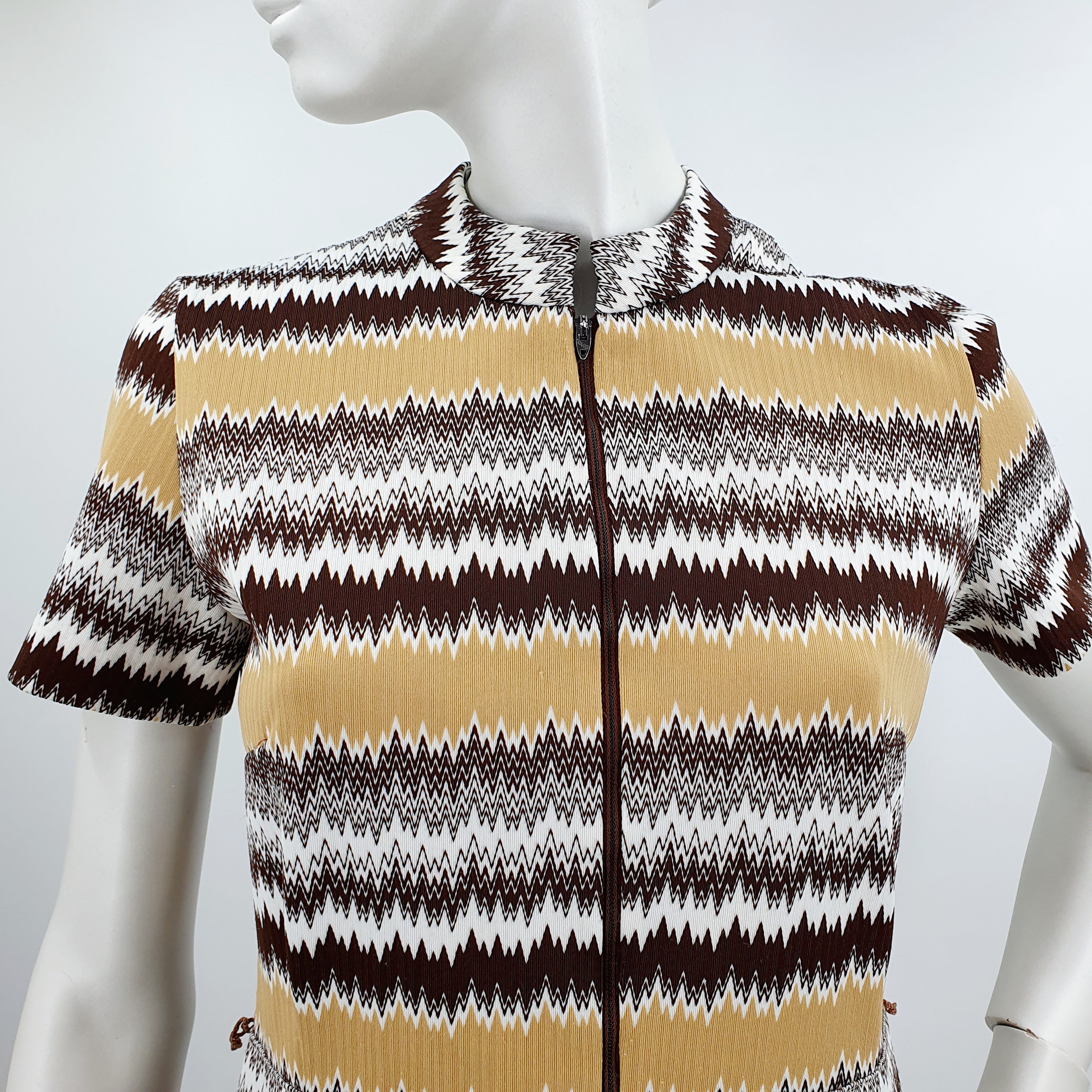Parkshire, vintage dress with sawtooth pattern from the 70s, size 36-38