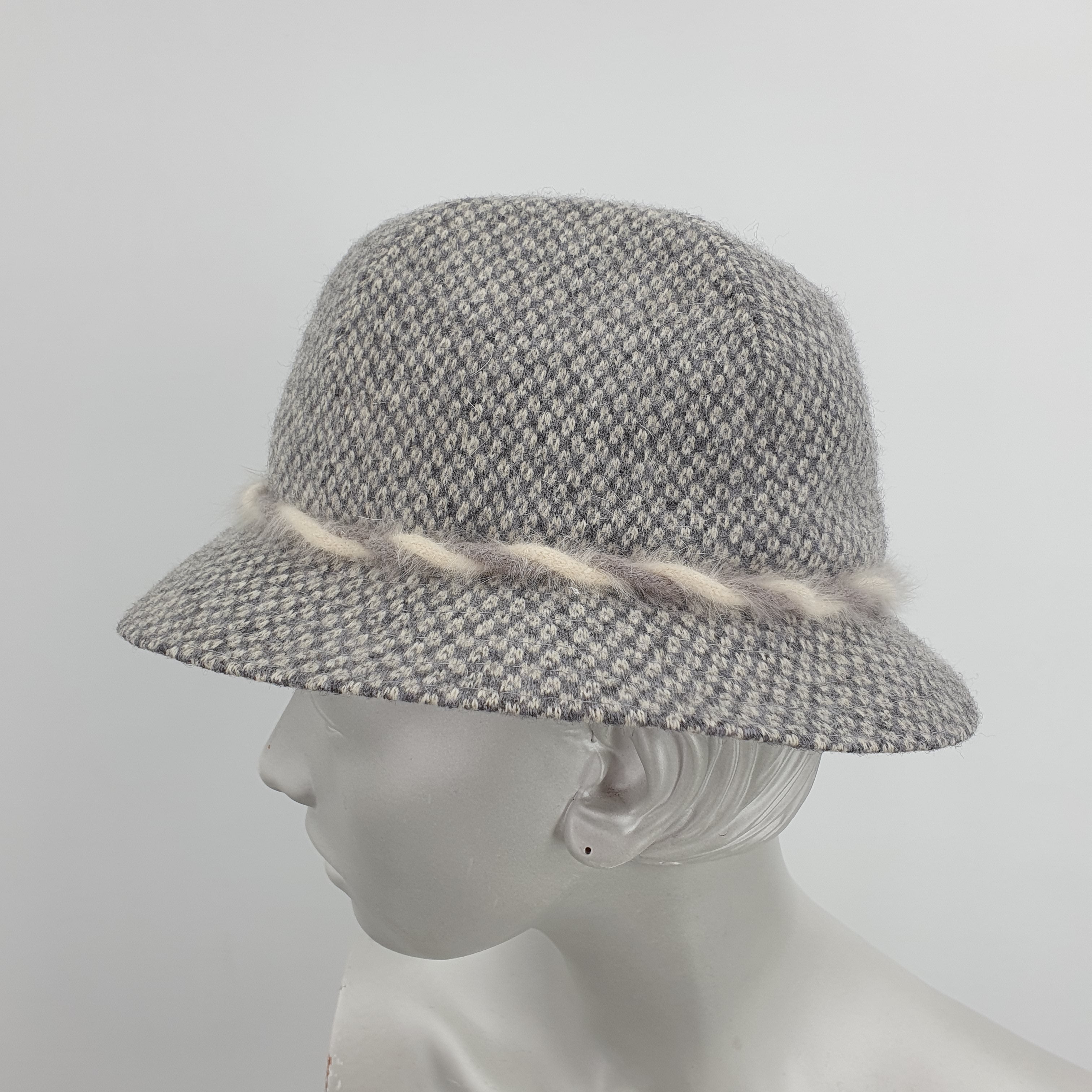 Kangol, gray and white hat, unused, size 54cm