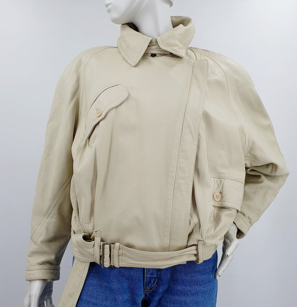 Deya by Sonanini, off-white leather jacket, from the 80s, size 36-38
