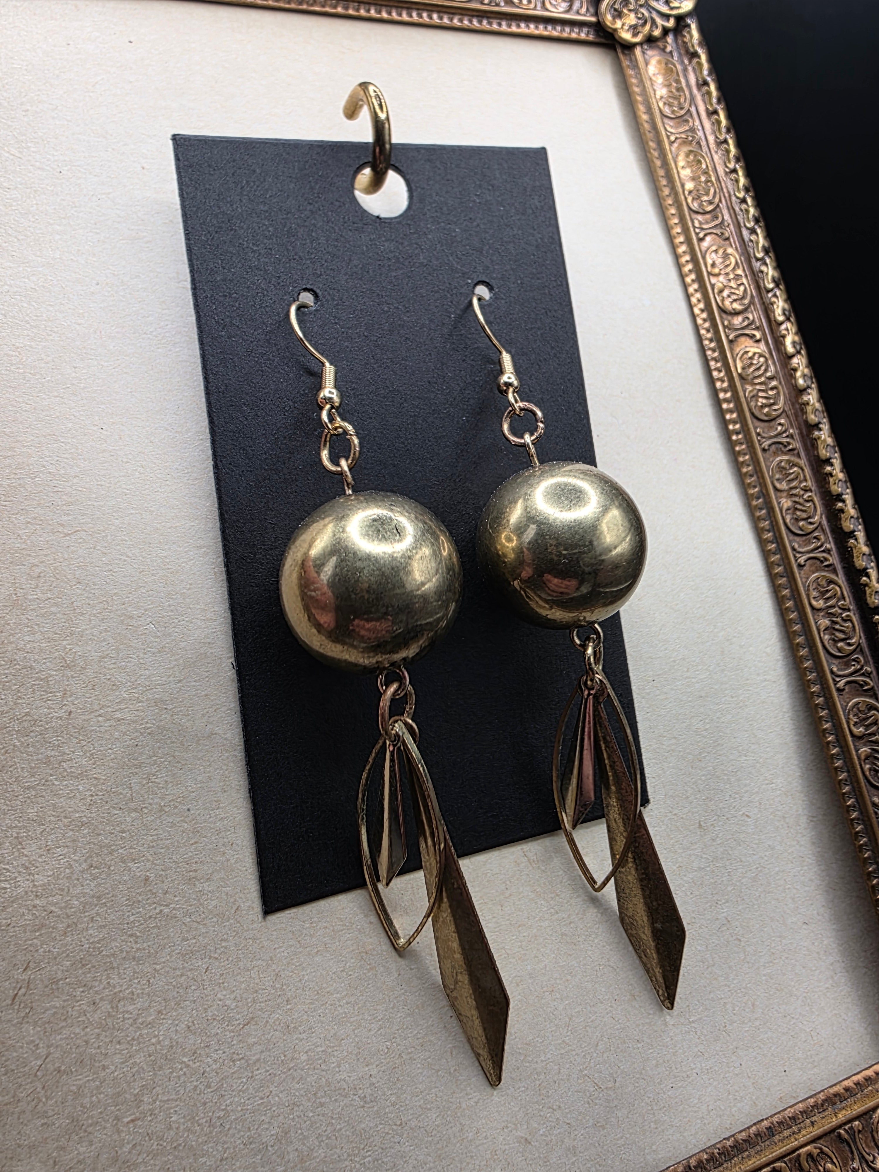 UpCycled by Pivis, Sunny, recycled earrings, no.6