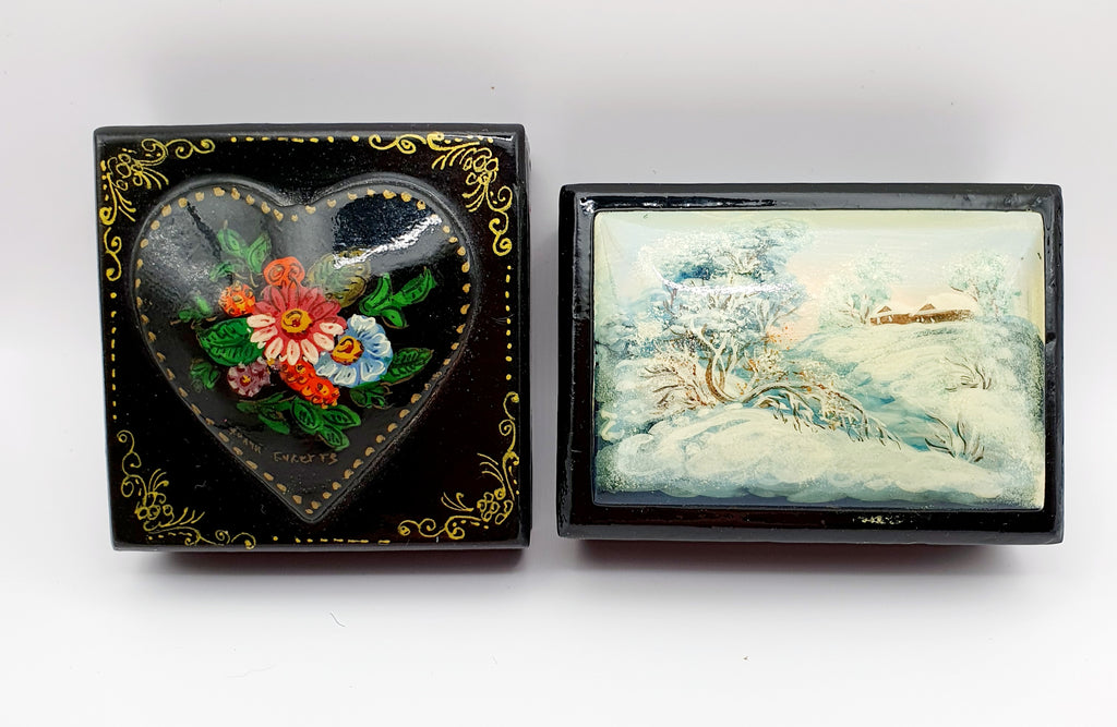 Small wooden jewelry box, Heart/Winter landscape